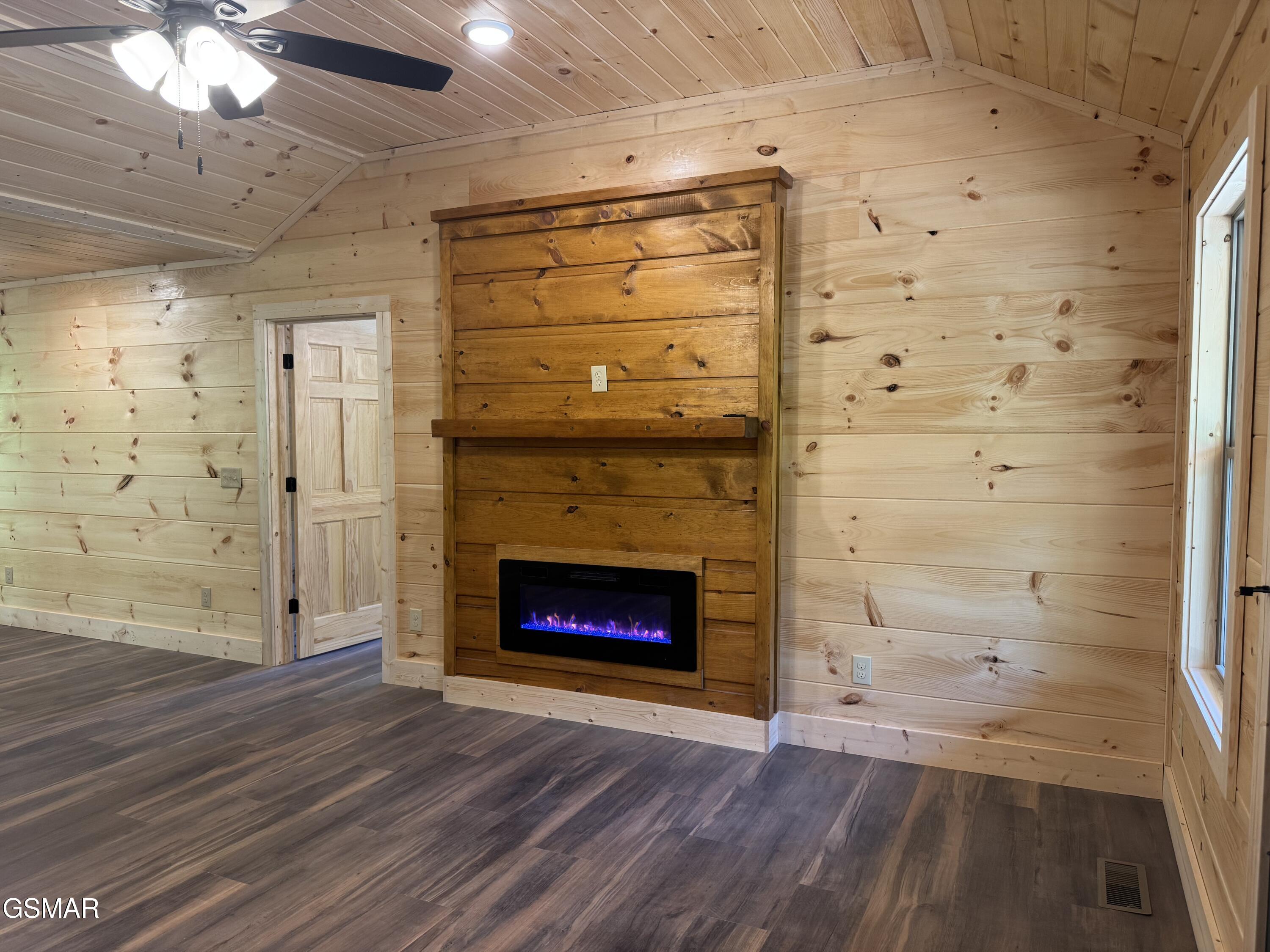 4002 Wears Cove Road Sevierville TN 37862