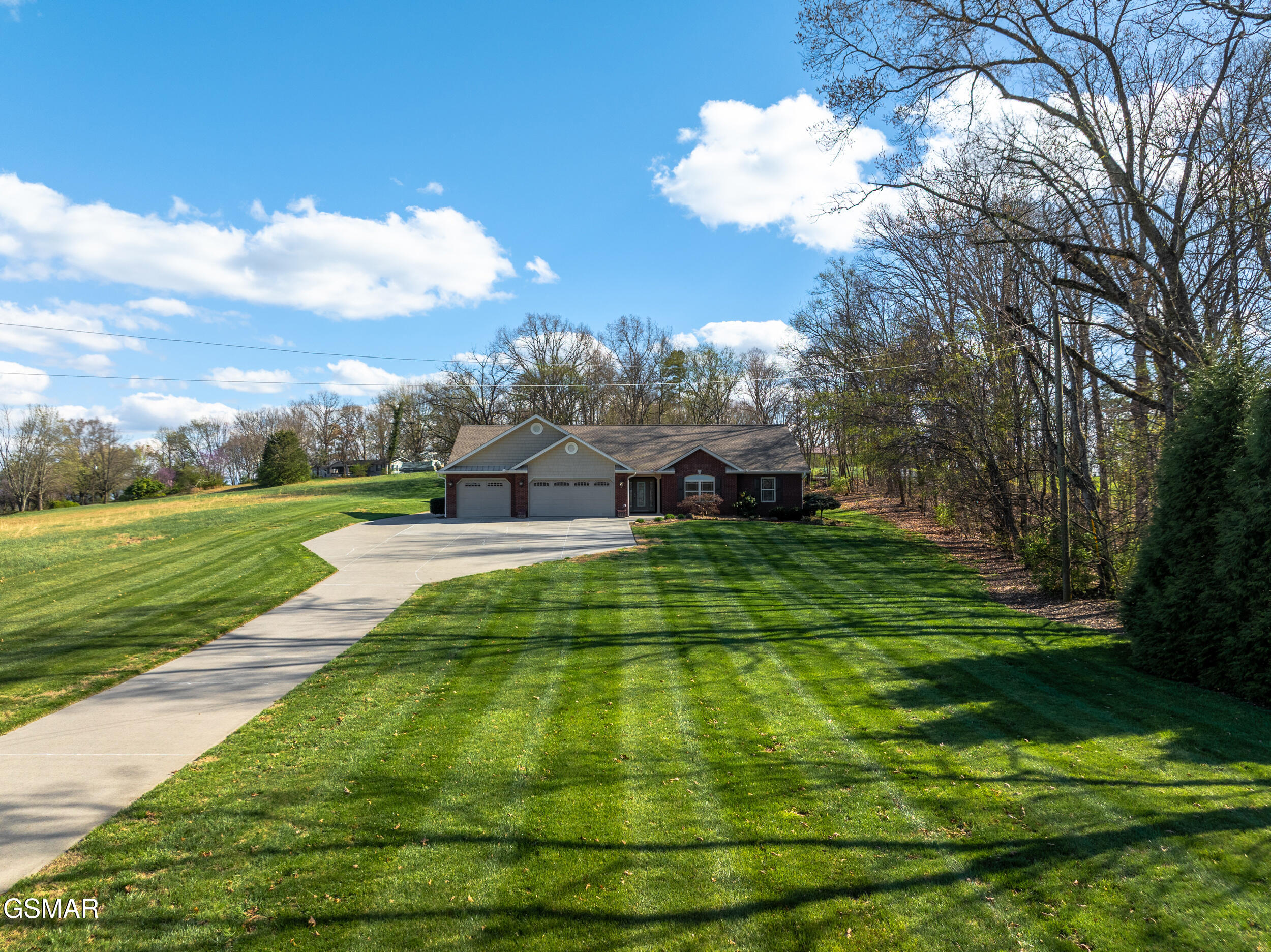 225 Piney Road Kodak TN 37764