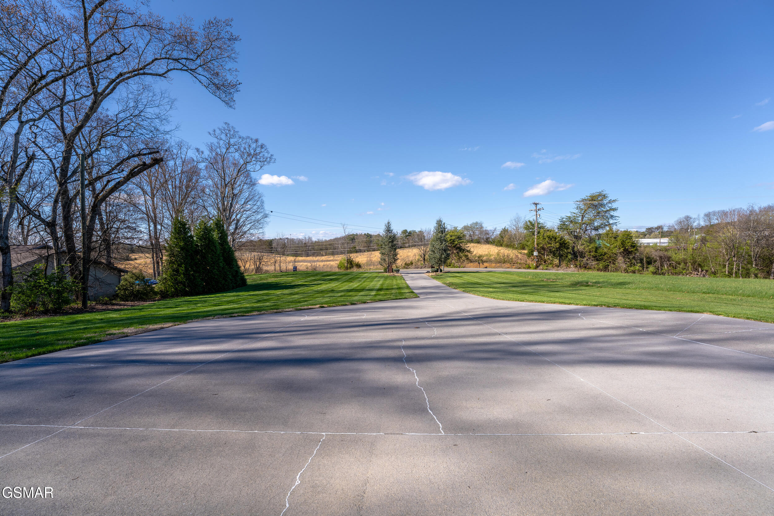 225 Piney Road Kodak TN 37764