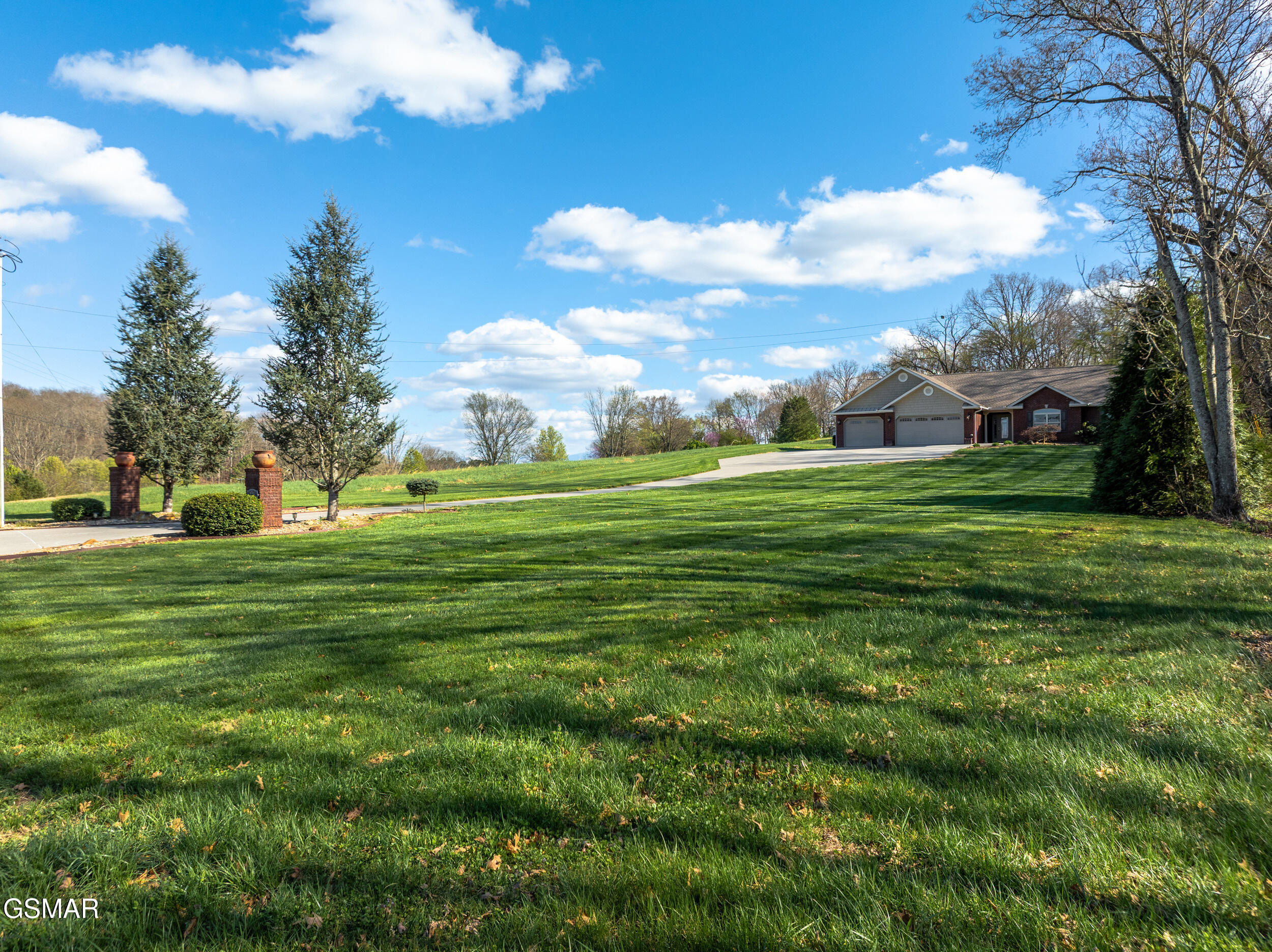 225 Piney Road Kodak TN 37764