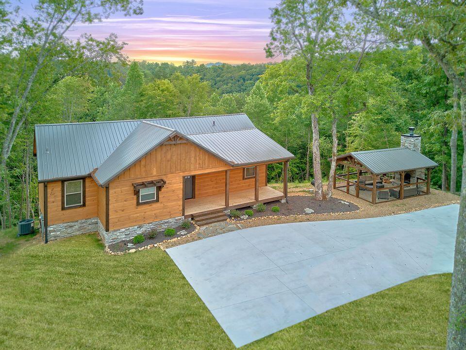 1815 Deer Haven Road Sevierville TN 37876