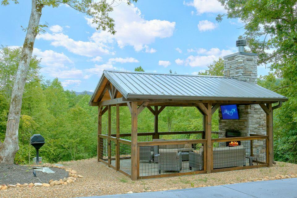 1815 Deer Haven Road Sevierville TN 37876
