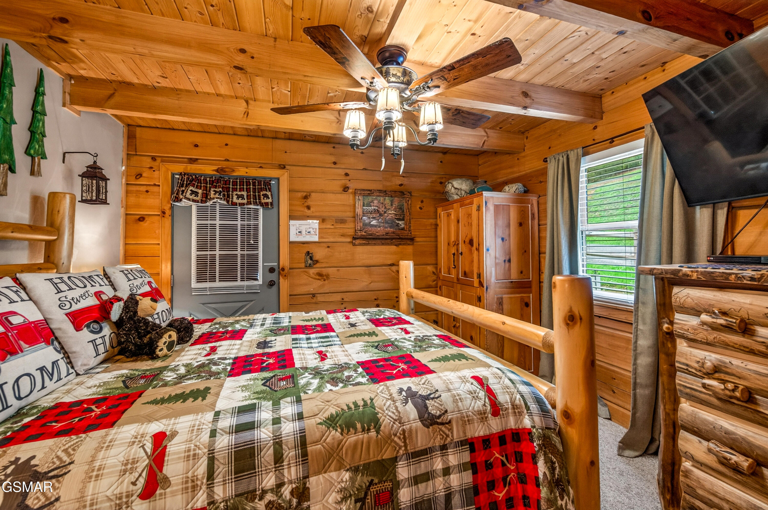 3628 Country Pines Way Sevierville TN 37876