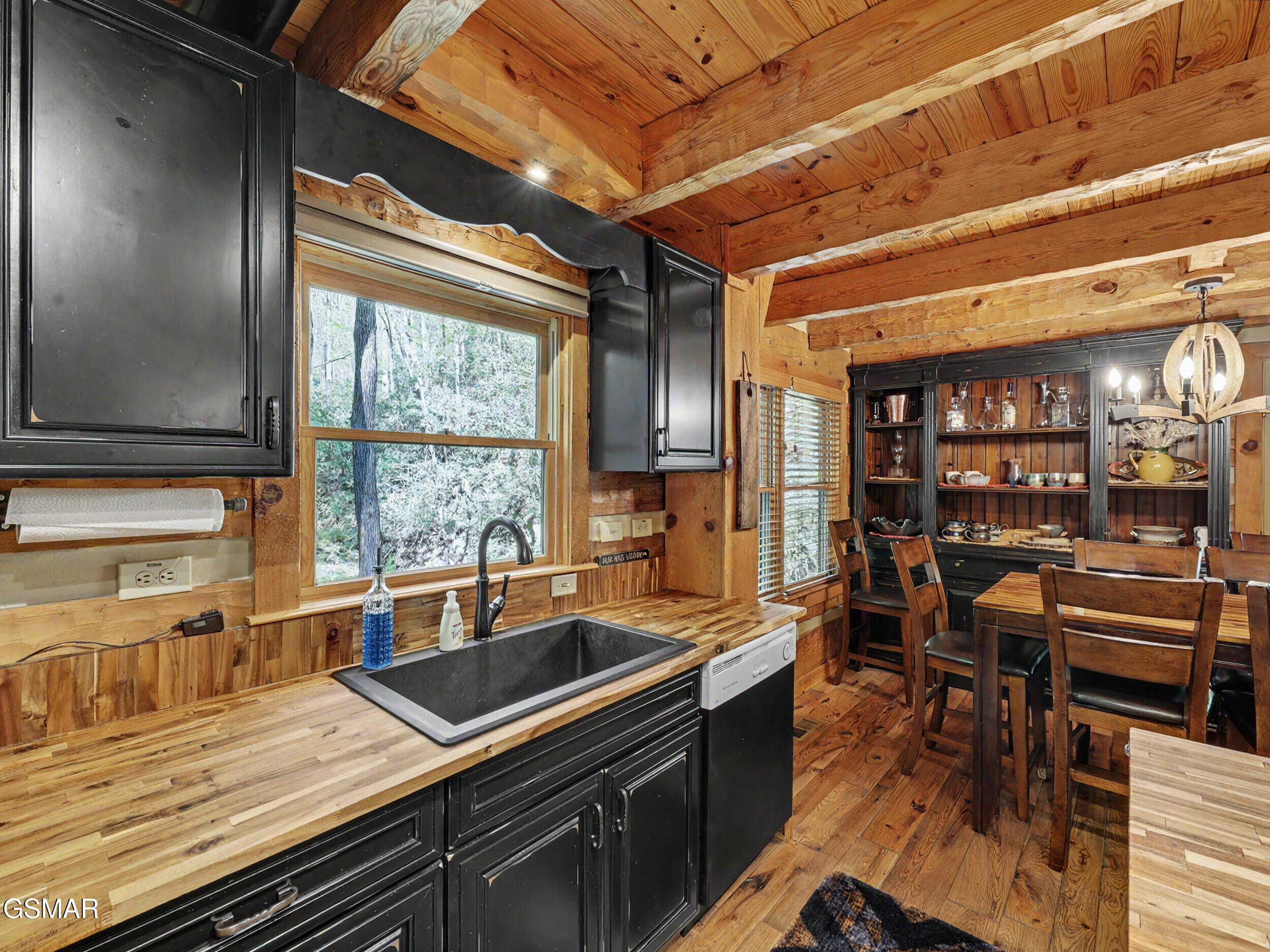 1053 Big Buck Trail Townsend TN 37882