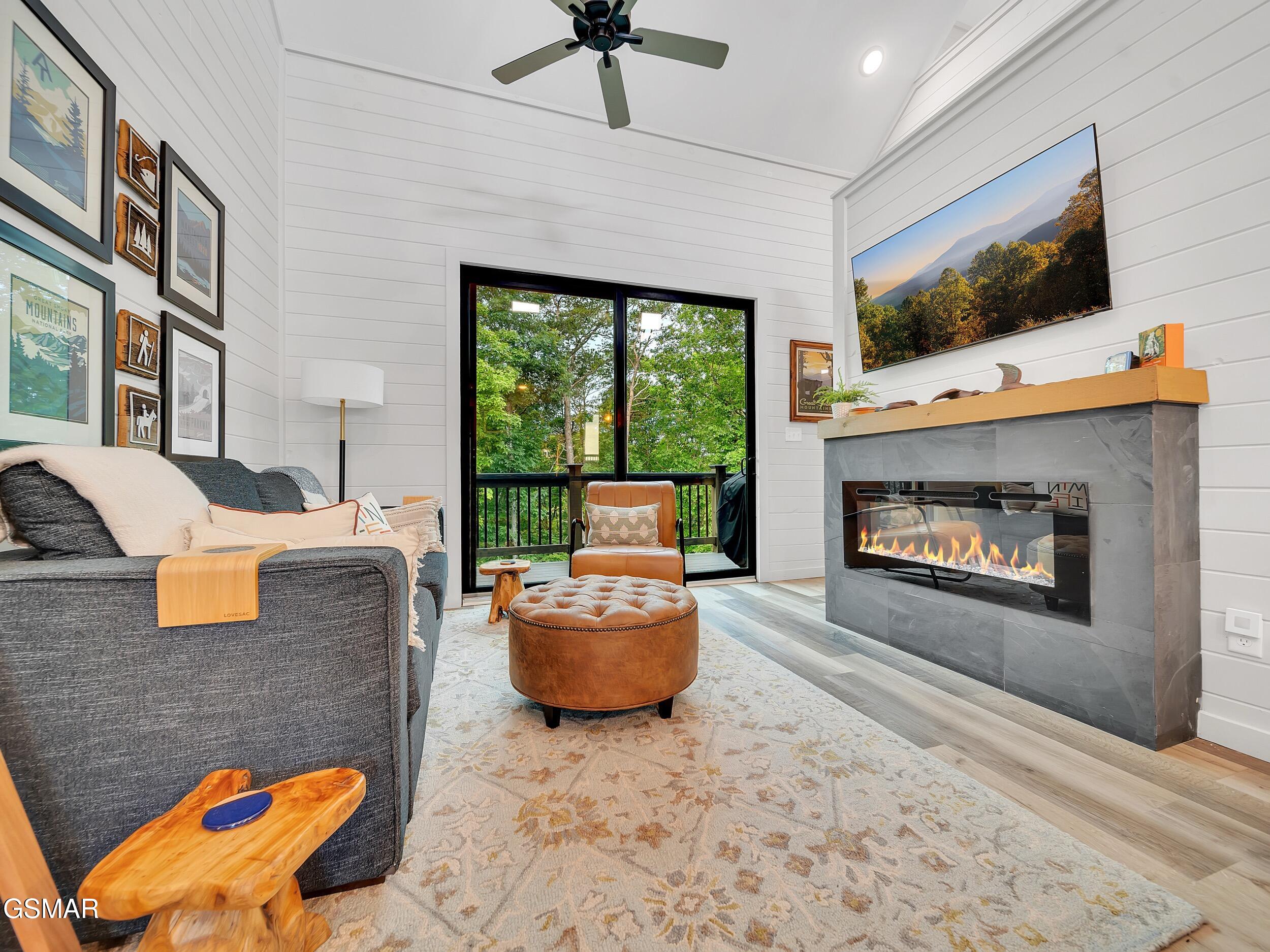 1366 Lake Haven Way Sevierville TN 37876