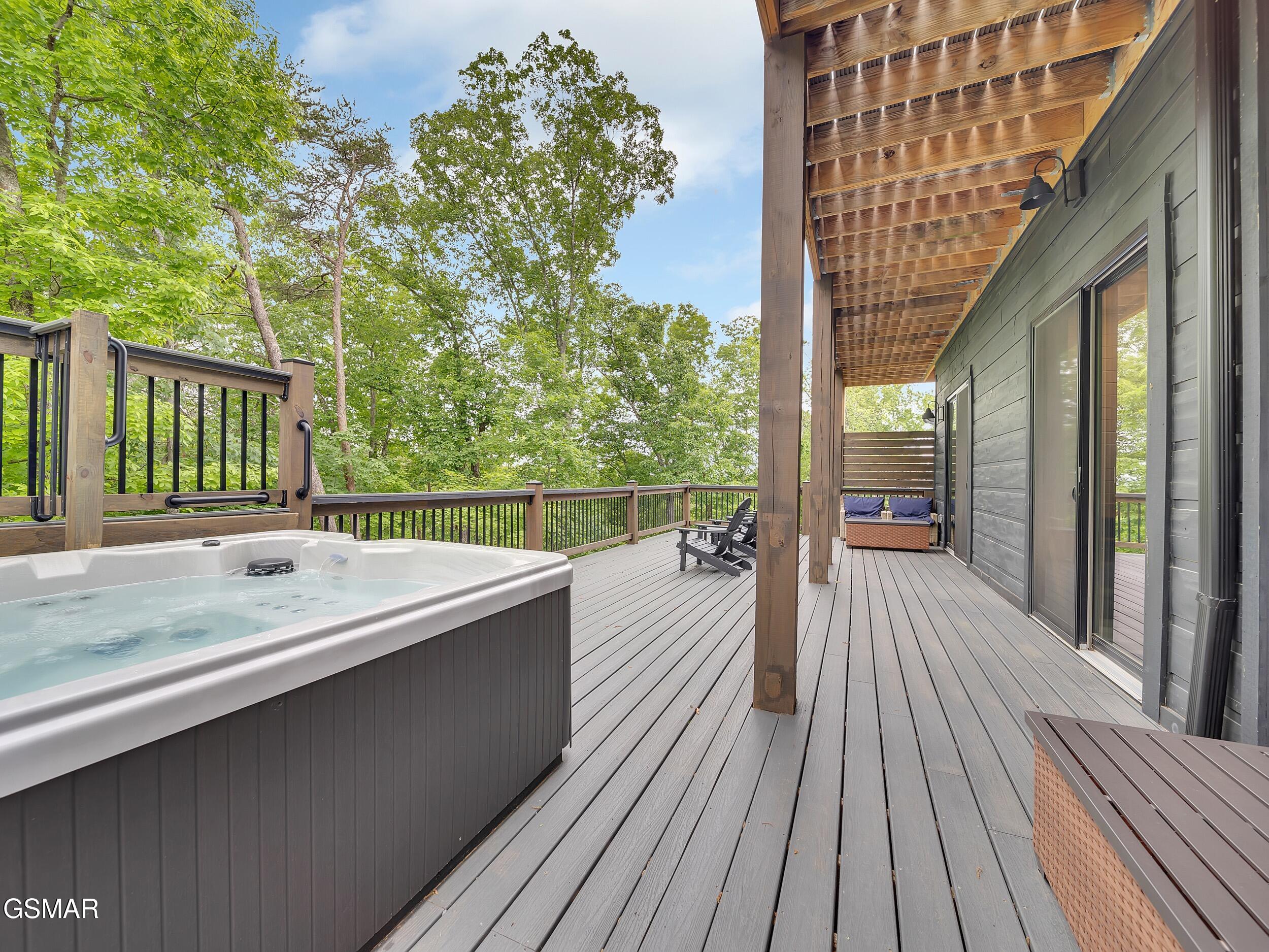 1366 Lake Haven Way Sevierville TN 37876