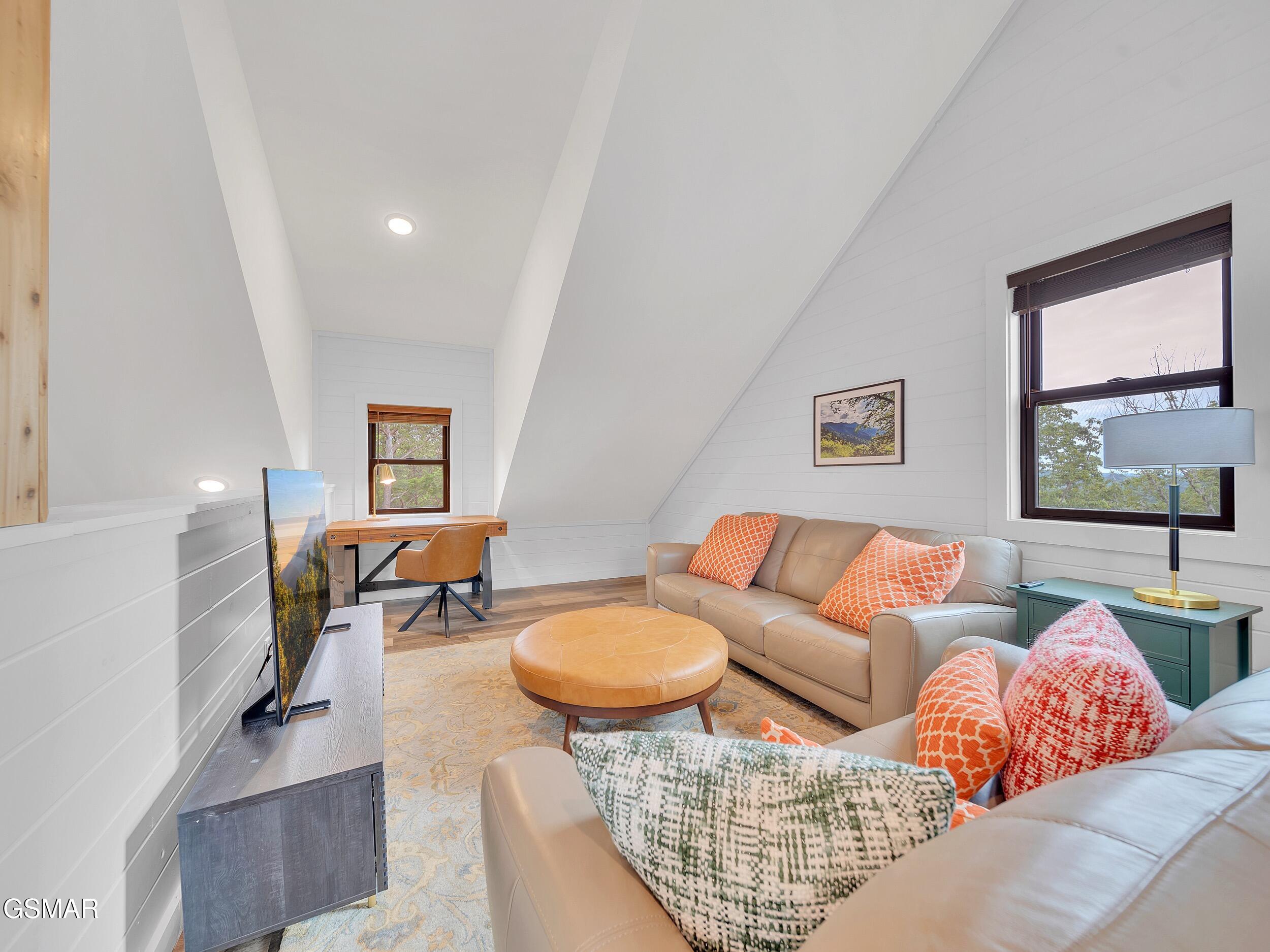 1366 Lake Haven Way Sevierville TN 37876