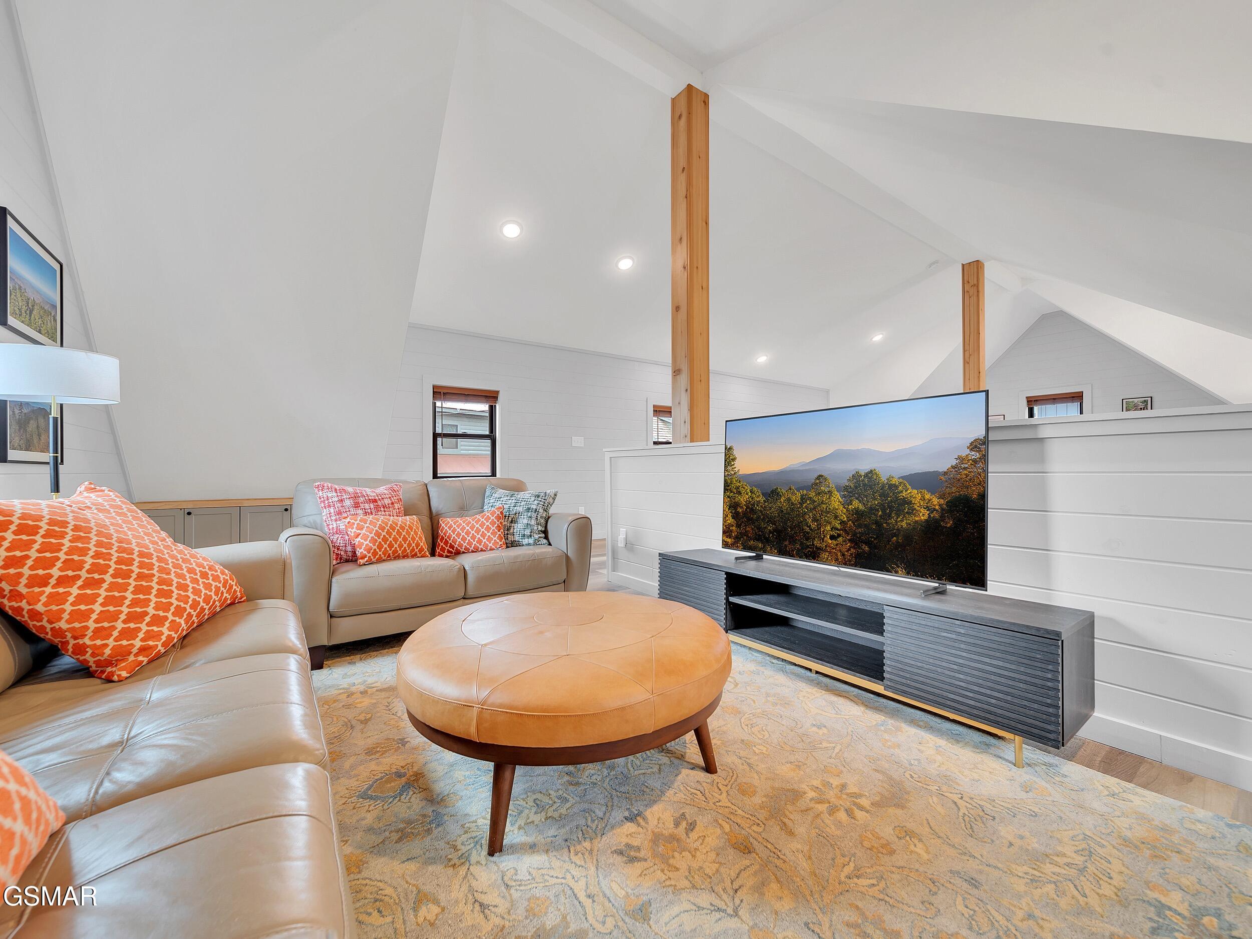 1366 Lake Haven Way Sevierville TN 37876