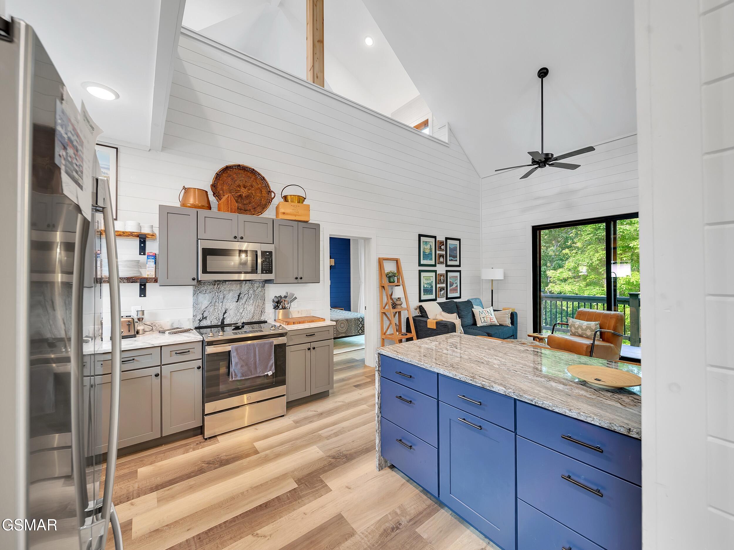 1366 Lake Haven Way Sevierville TN 37876