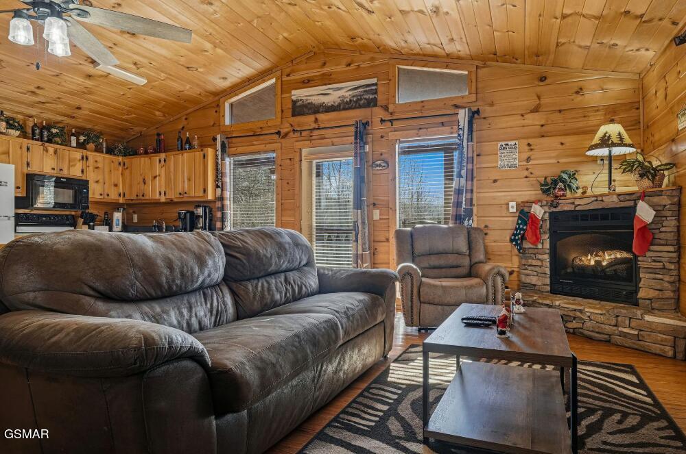3537 Bear Pen Gap Road Sevierville TN 37876