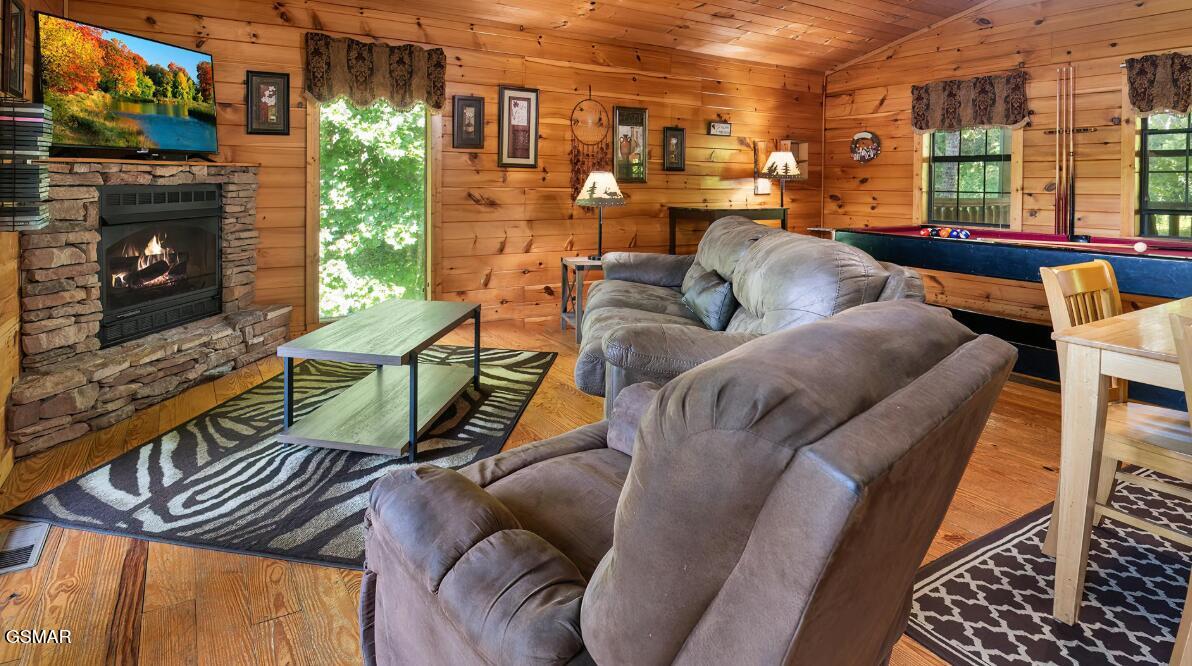 3537 Bear Pen Gap Road Sevierville TN 37876
