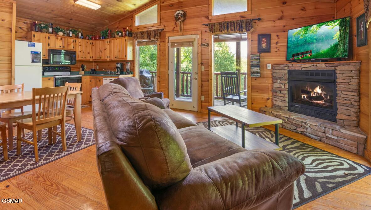 3537 Bear Pen Gap Road Sevierville TN 37876