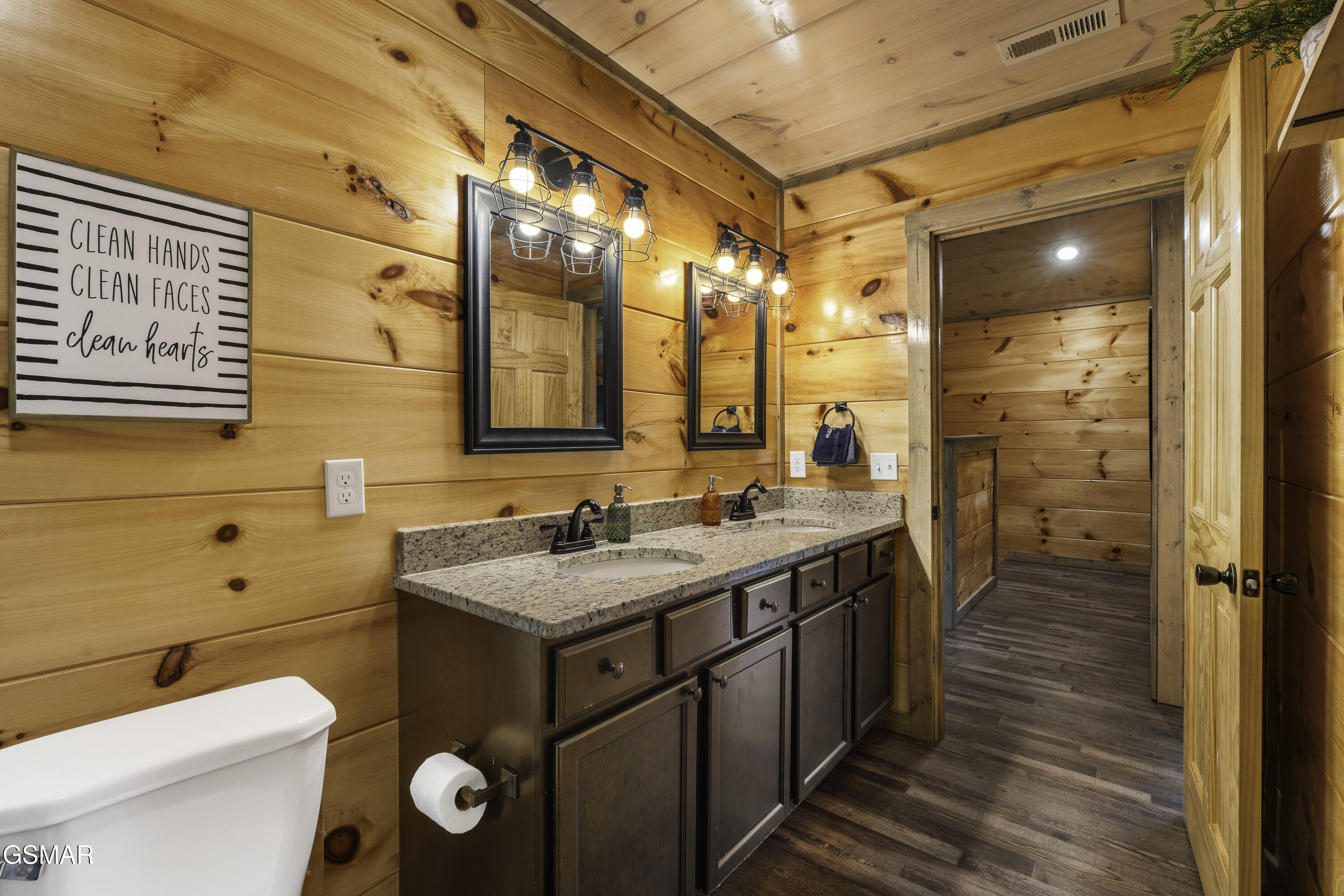 2328 Judson Lane Sevierville TN 37876