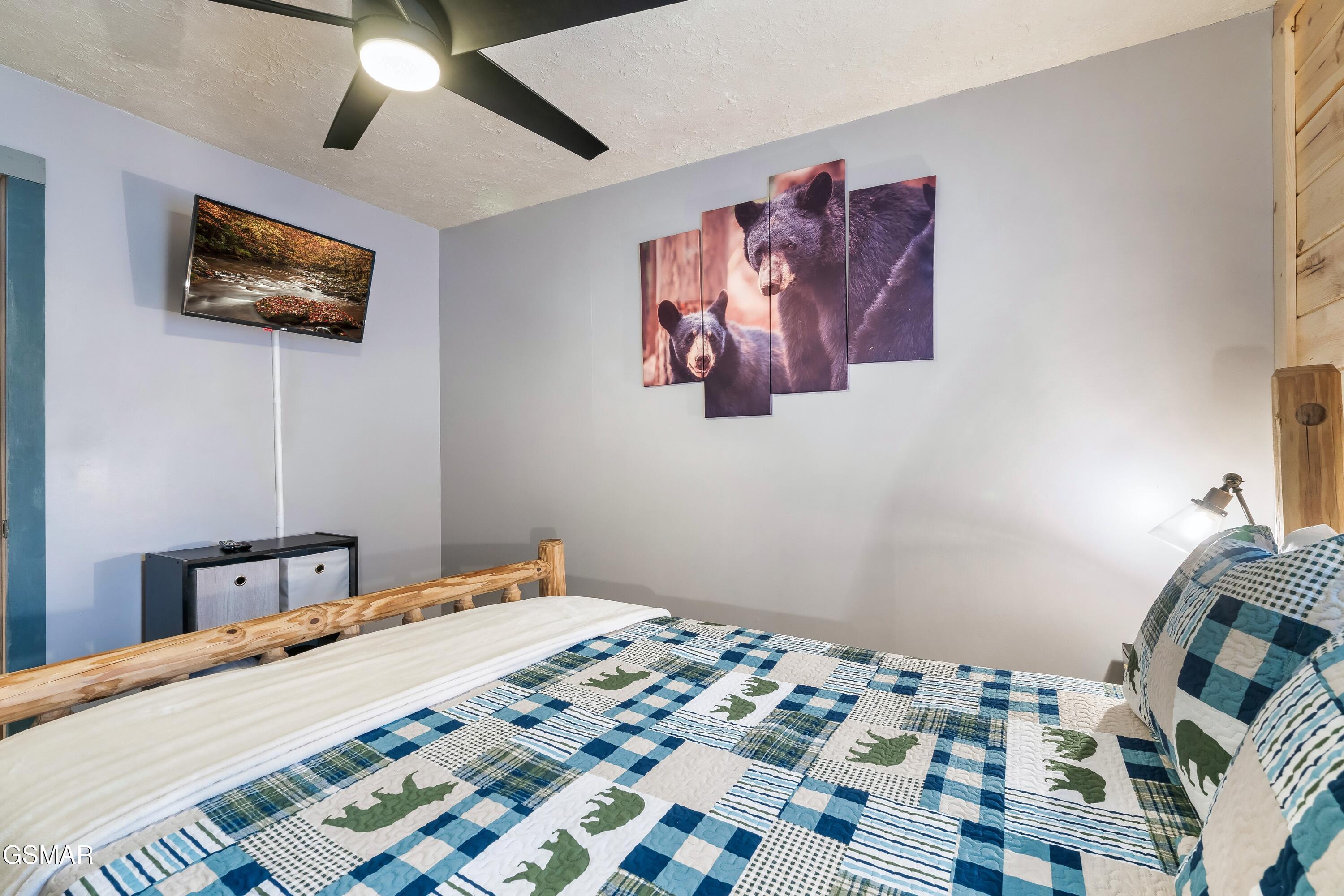 1720 Silver Poplar Lane Sevierville TN 37876