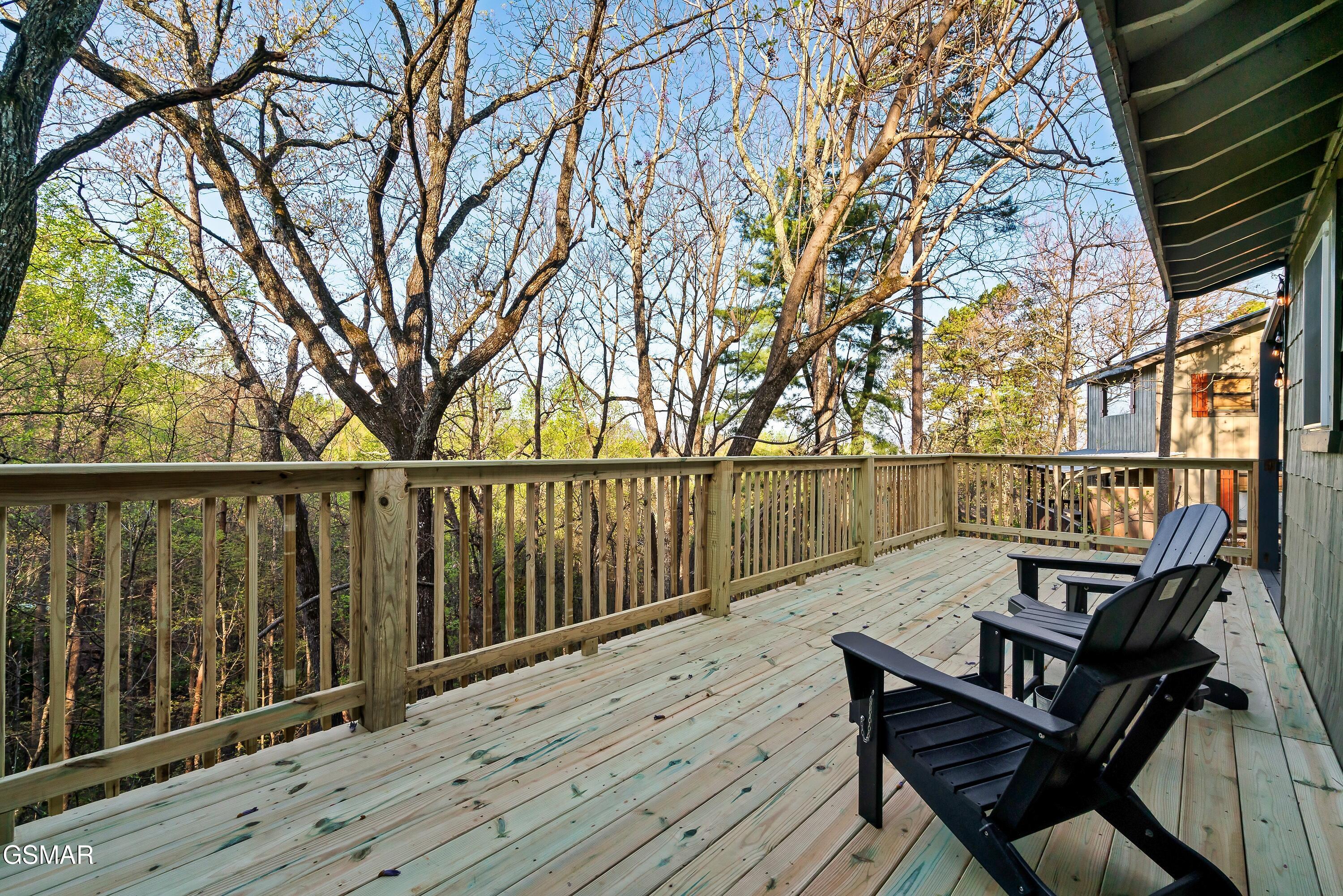 1720 Silver Poplar Lane Sevierville TN 37876