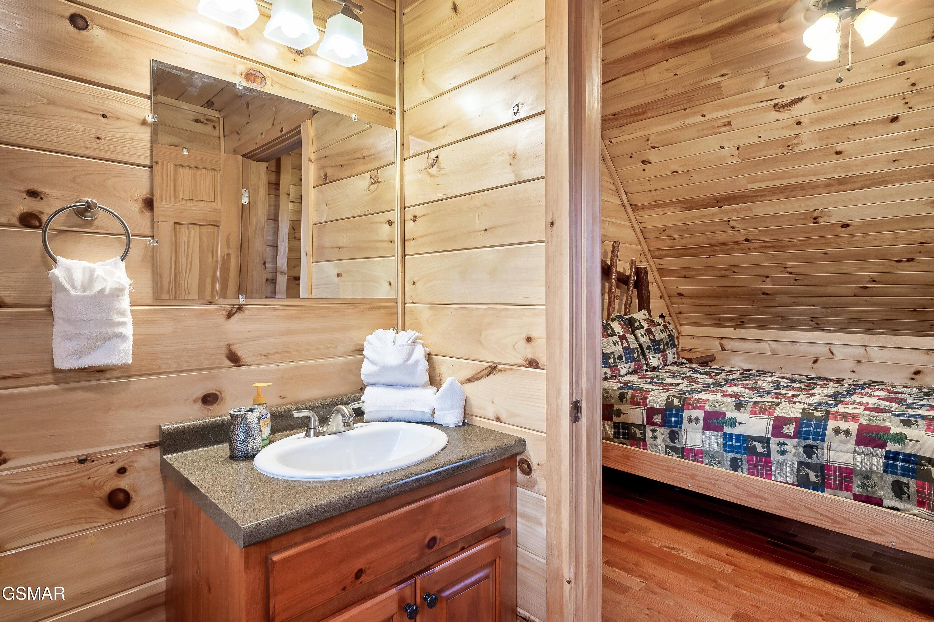 318 Alpine Mountain Way Pigeon Forge TN 37863