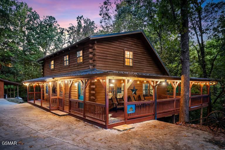 1930 Backhome Lane Sevierville TN 37876