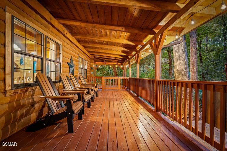 1930 Backhome Lane Sevierville TN 37876