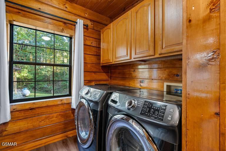 1930 Backhome Lane Sevierville TN 37876