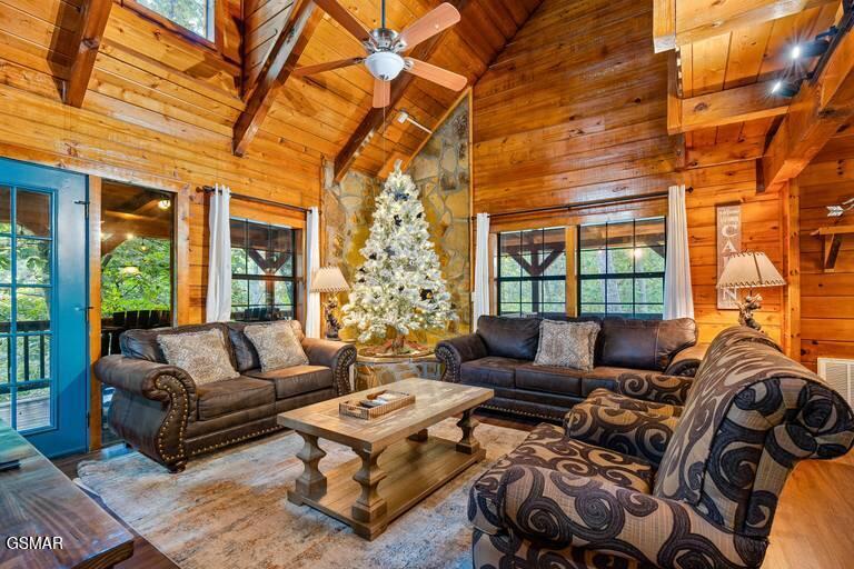 1930 Backhome Lane Sevierville TN 37876