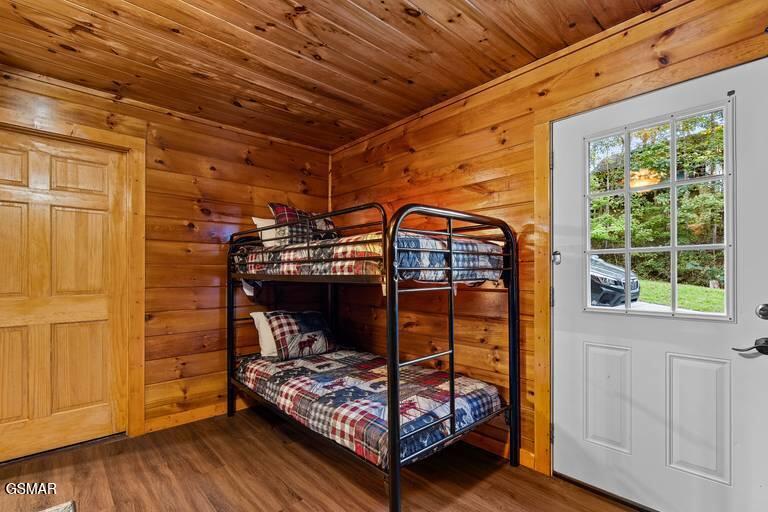 1930 Backhome Lane Sevierville TN 37876