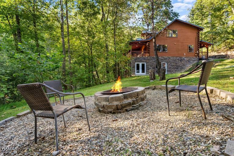 1930 Backhome Lane Sevierville TN 37876