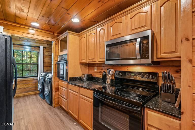 1930 Backhome Lane Sevierville TN 37876