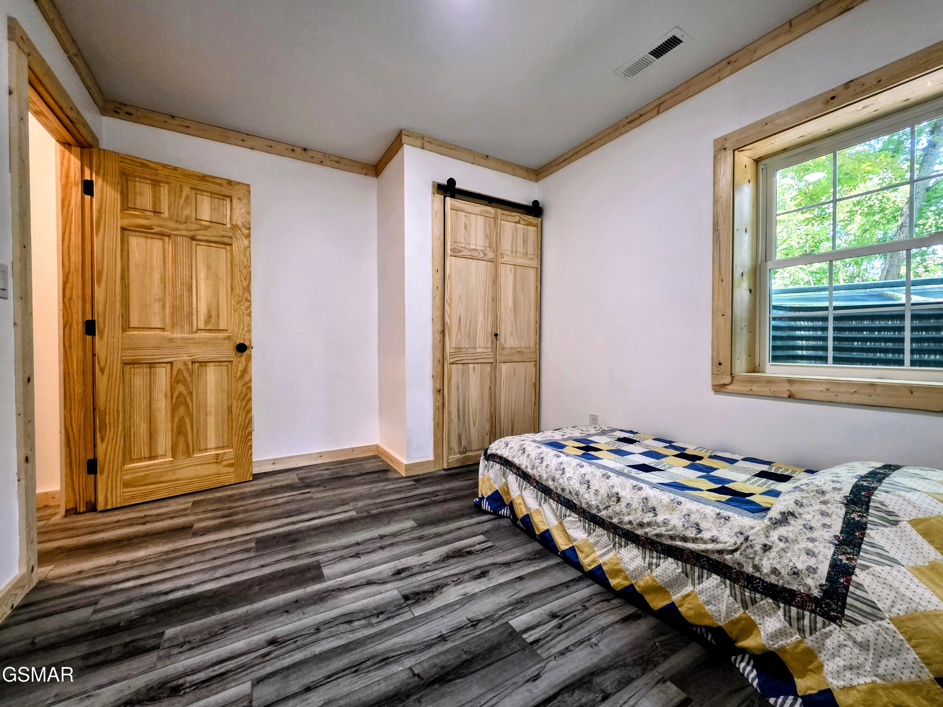 125 Deer Run Way Dandridge TN 37725