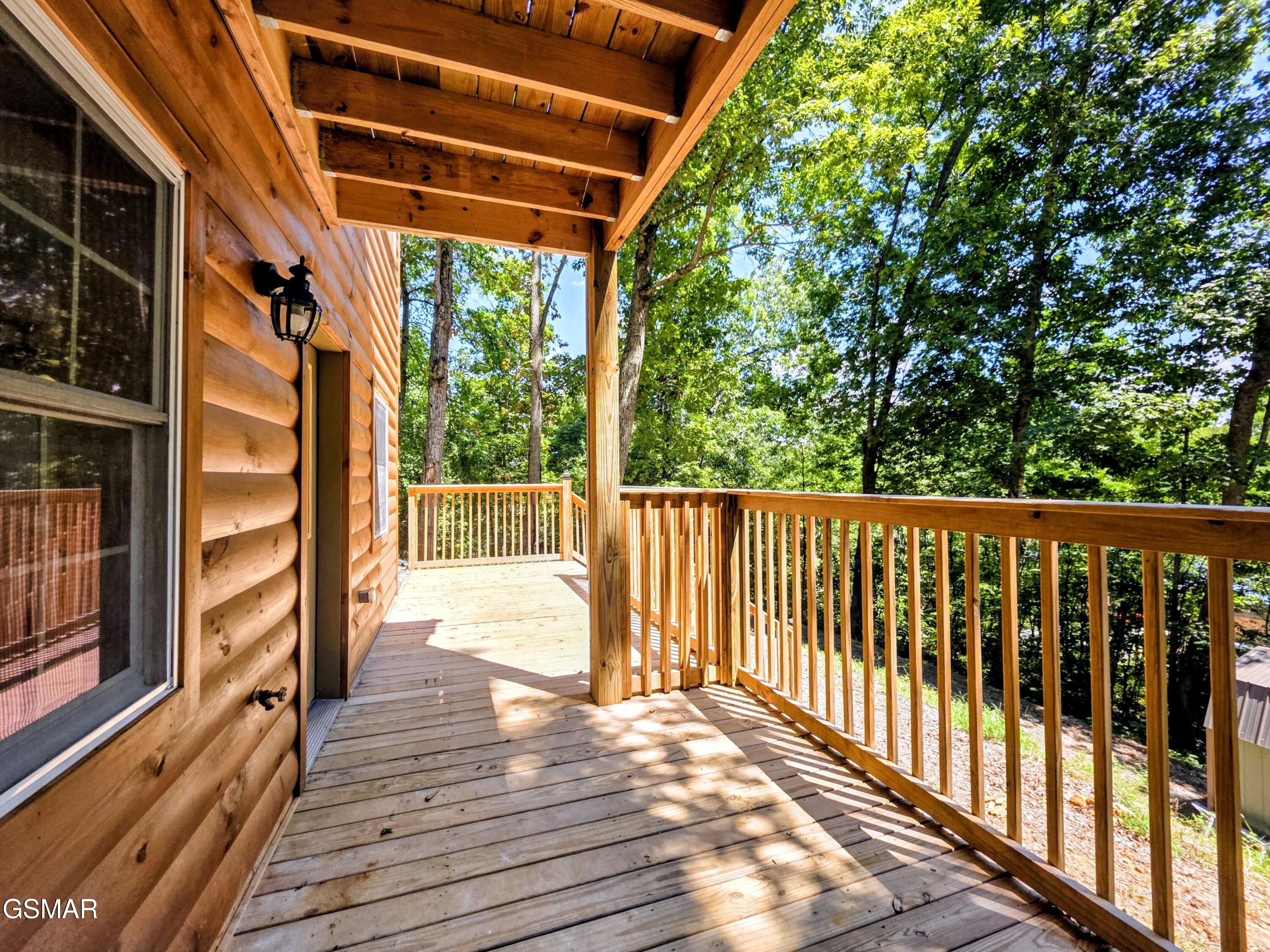 125 Deer Run Way Dandridge TN 37725