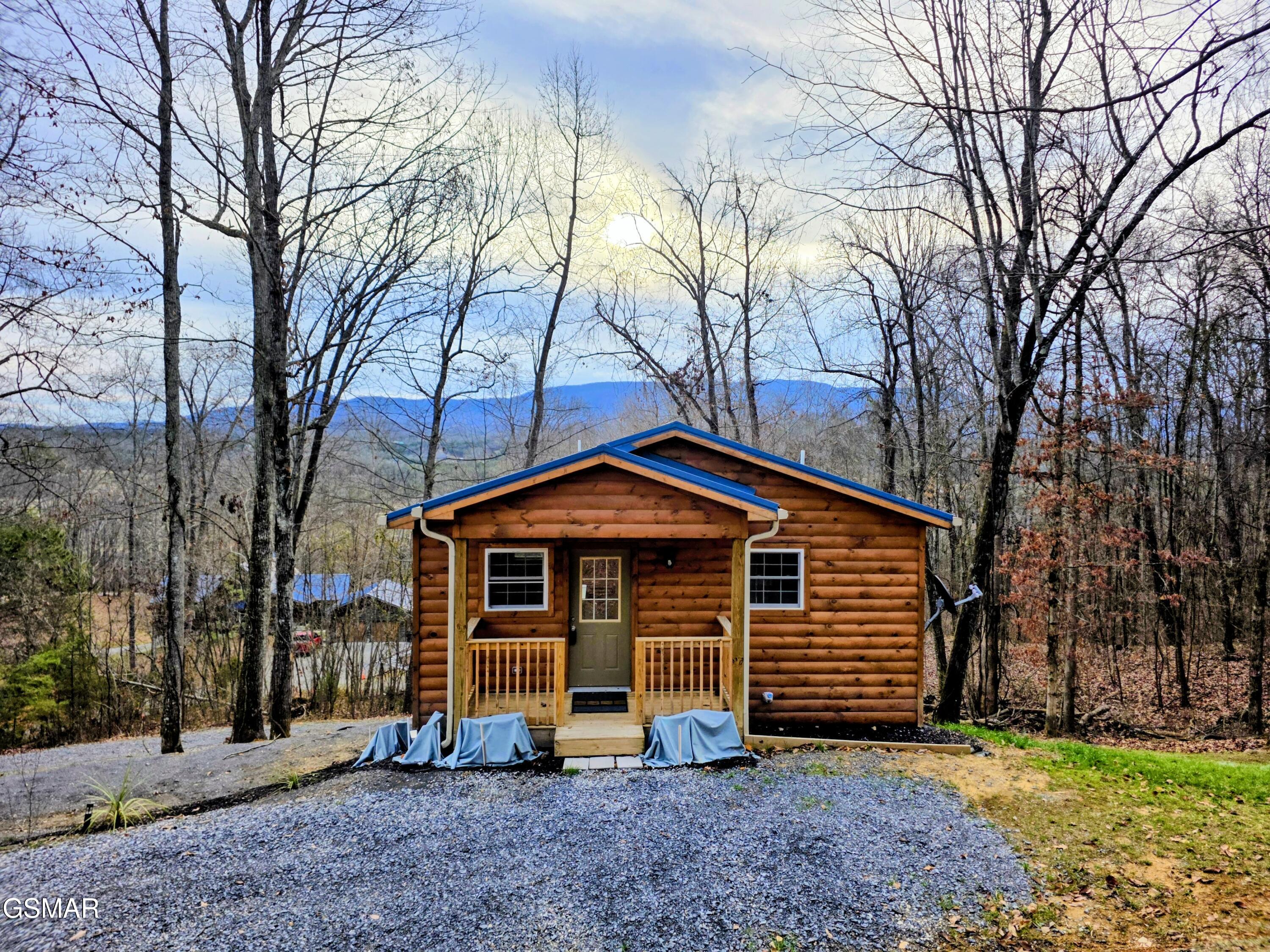 125 Deer Run Way Dandridge TN 37725