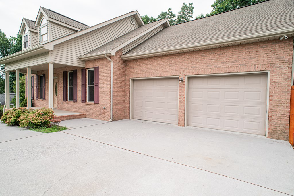 809 Reagan View Lane Seymour TN 37865