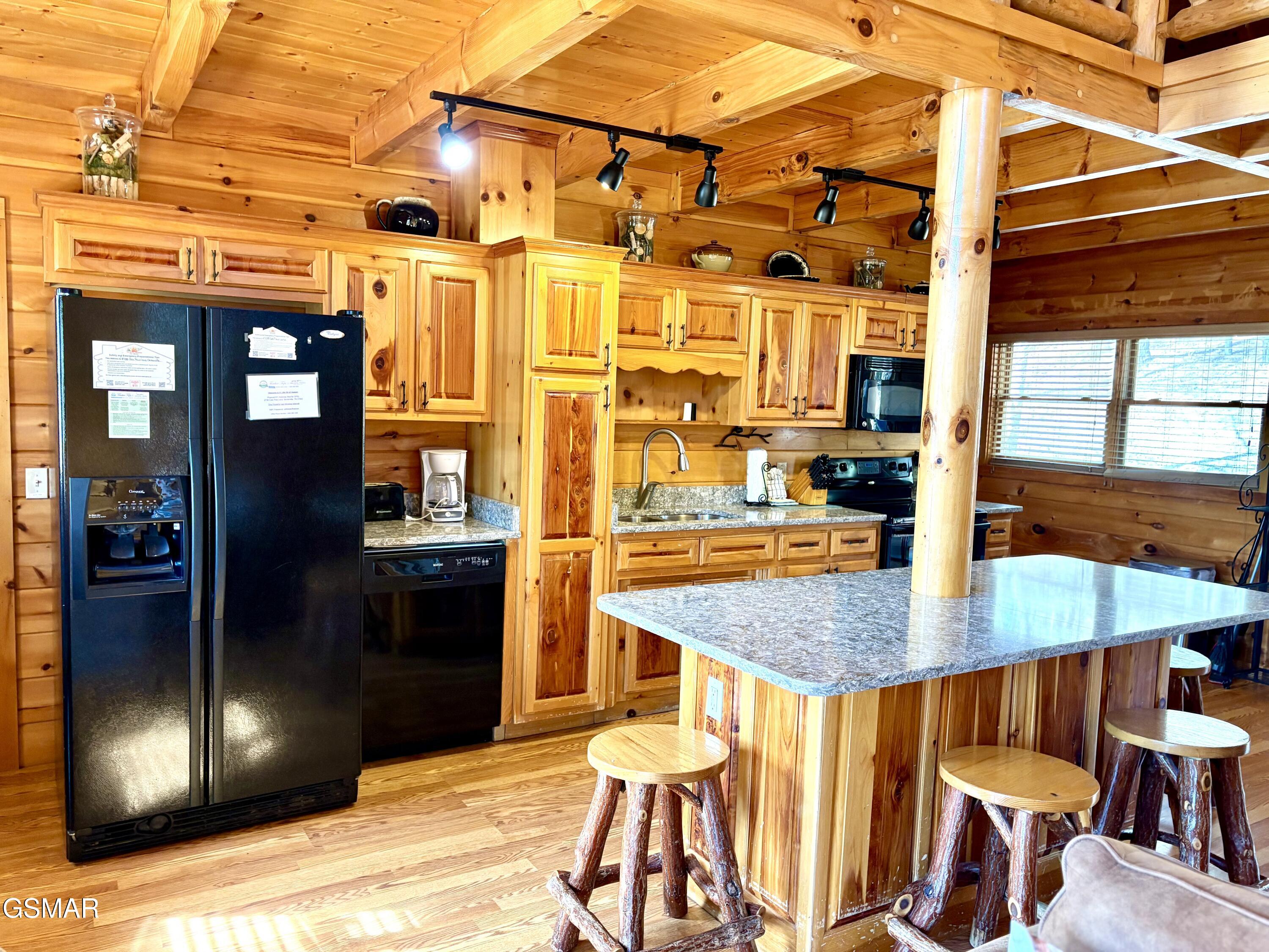 2738 Cats Paw Lane Sevierville TN 37862