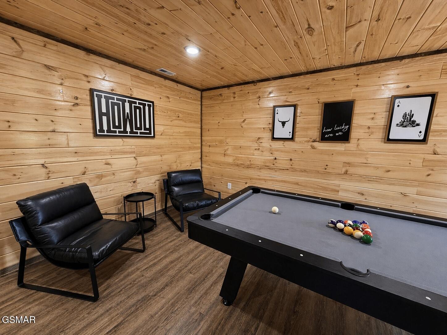 1632 Mountain Lodge Way Pigeon Forge TN 37862