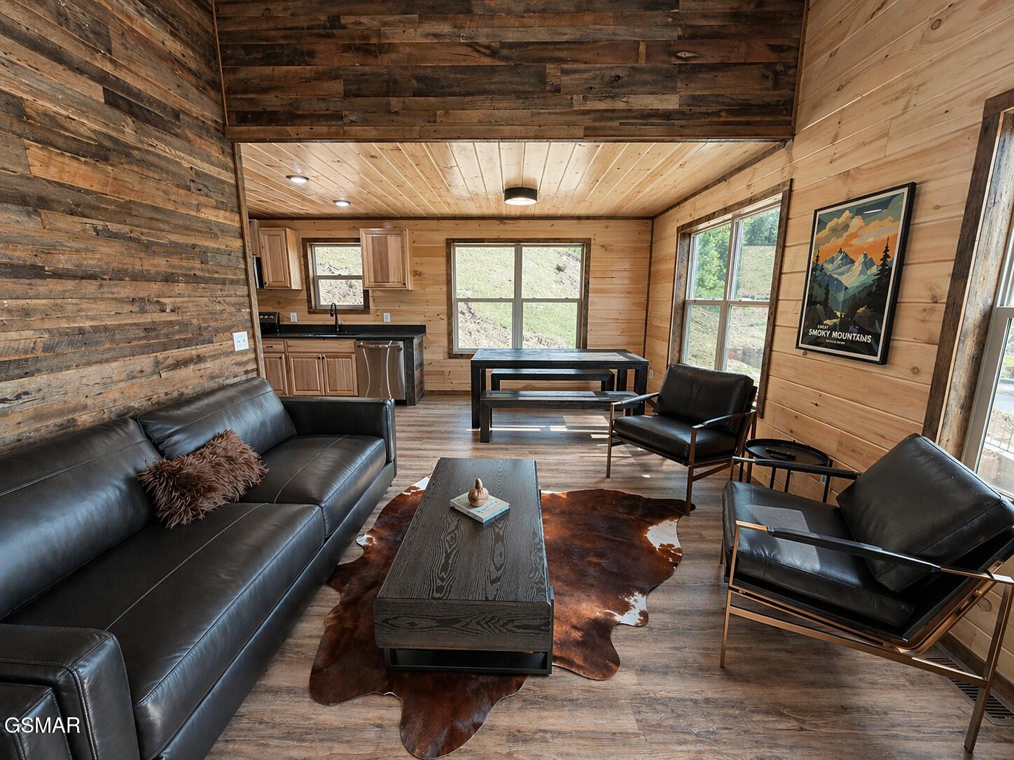 1632 Mountain Lodge Way Pigeon Forge TN 37862