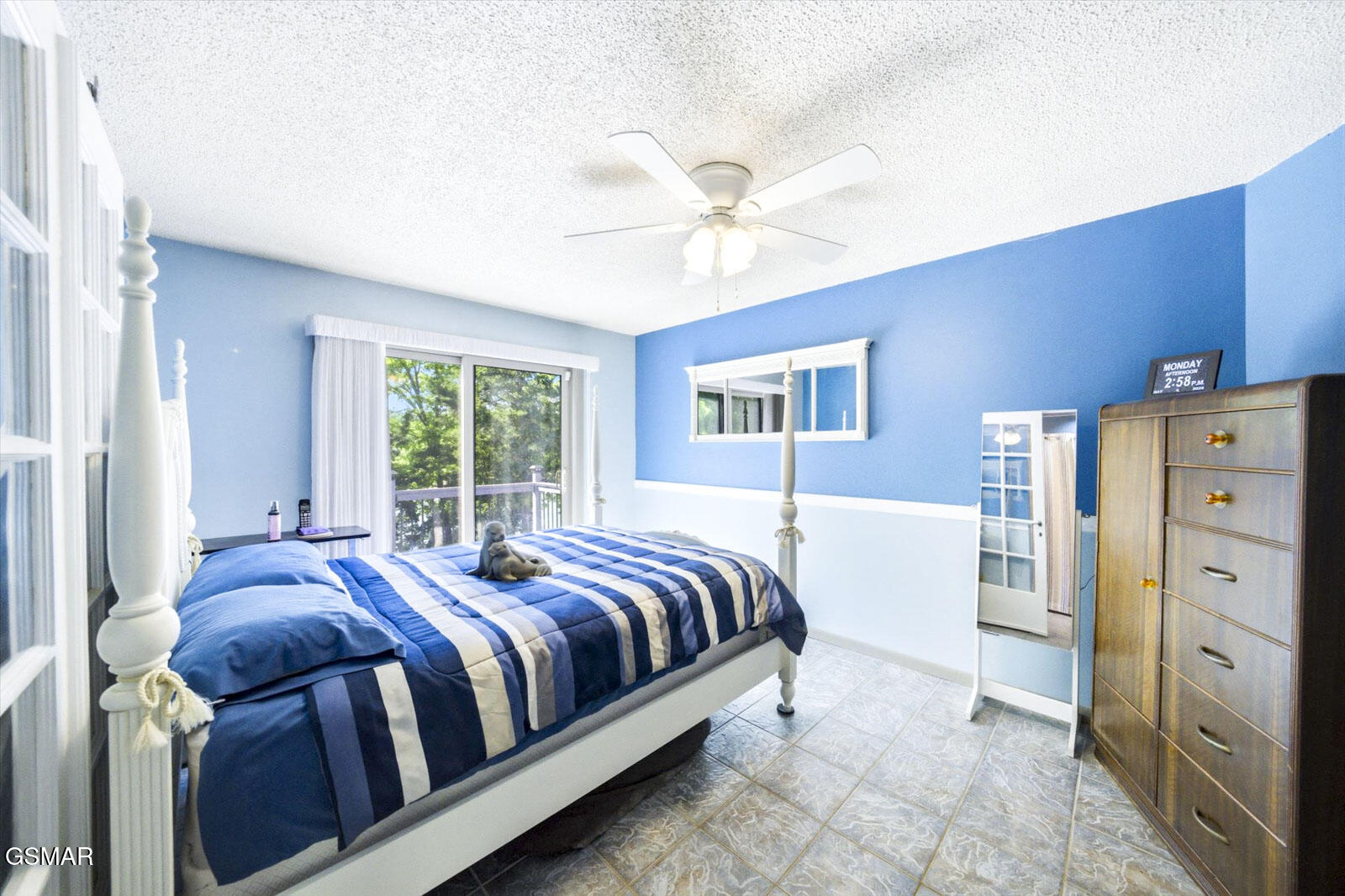 997 Lake Ridge Drive Dandridge TN 37725