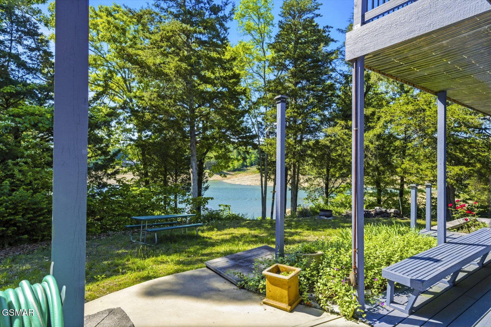 997 Lake Ridge Drive Dandridge TN 37725