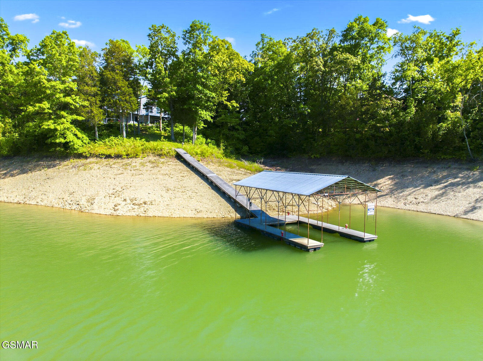 997 Lake Ridge Drive Dandridge TN 37725