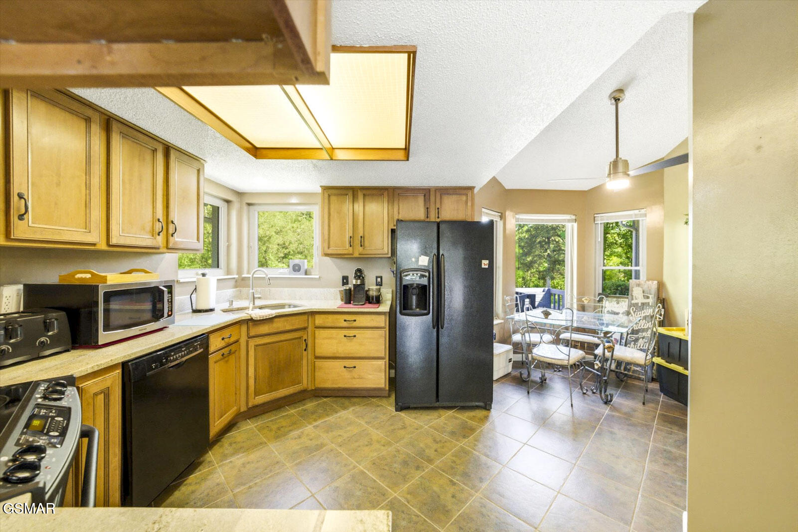 997 Lake Ridge Drive Dandridge TN 37725