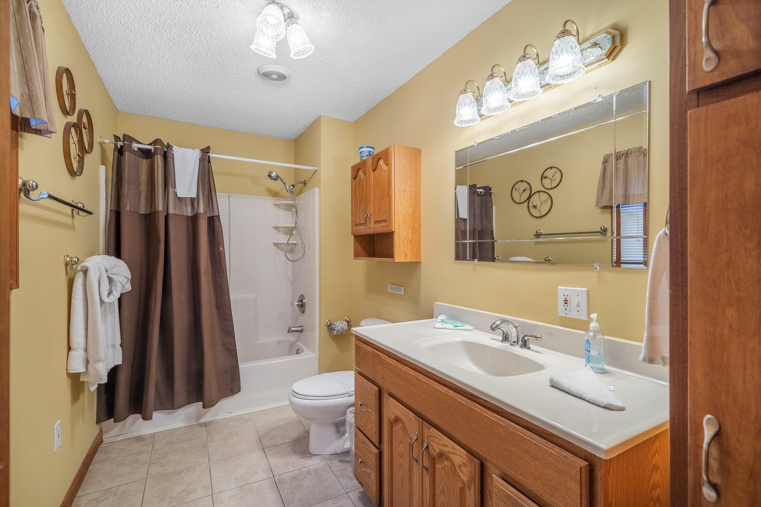4094 Hickory Hollow Way Sevierville TN 37862