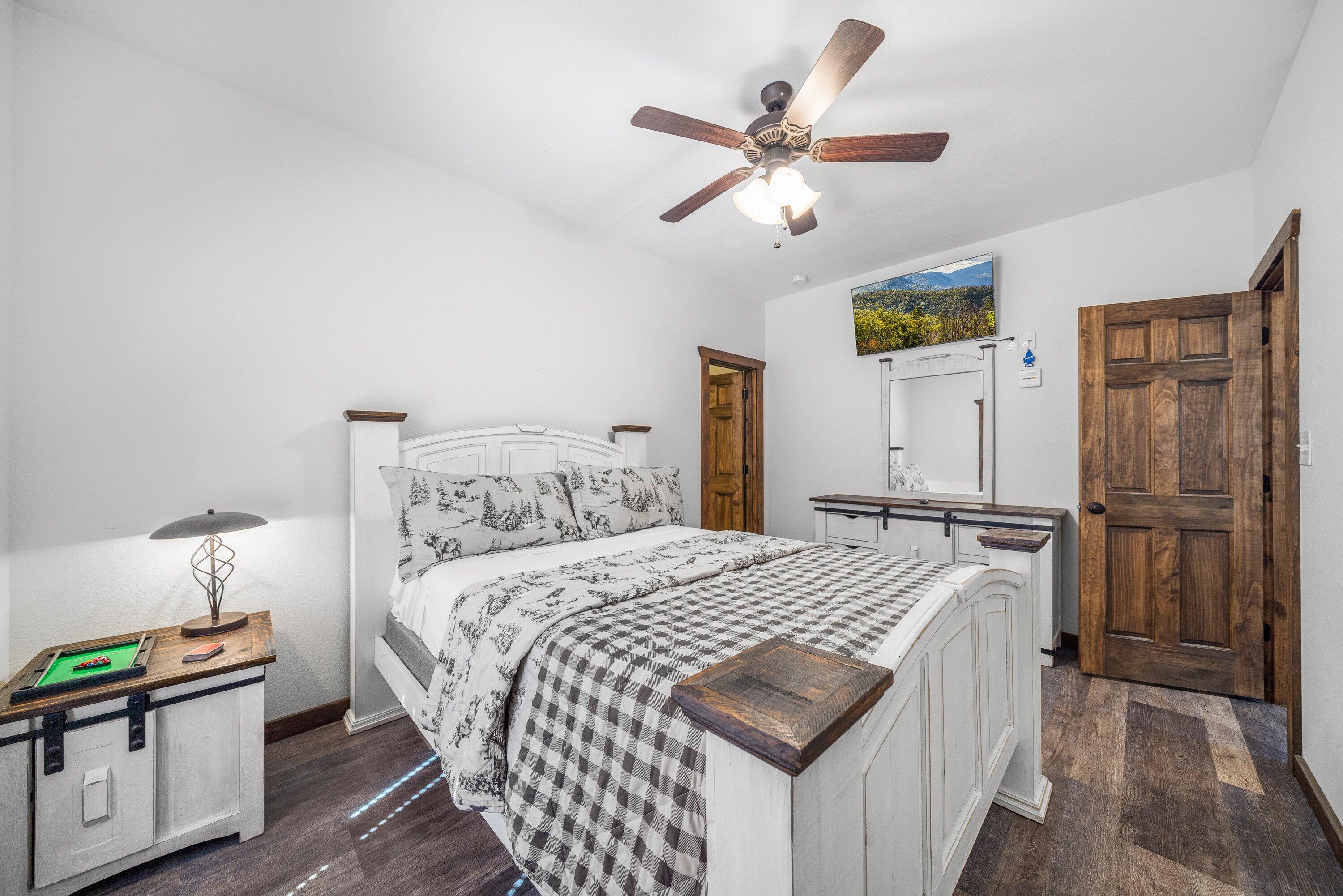 4094 Hickory Hollow Way Sevierville TN 37862