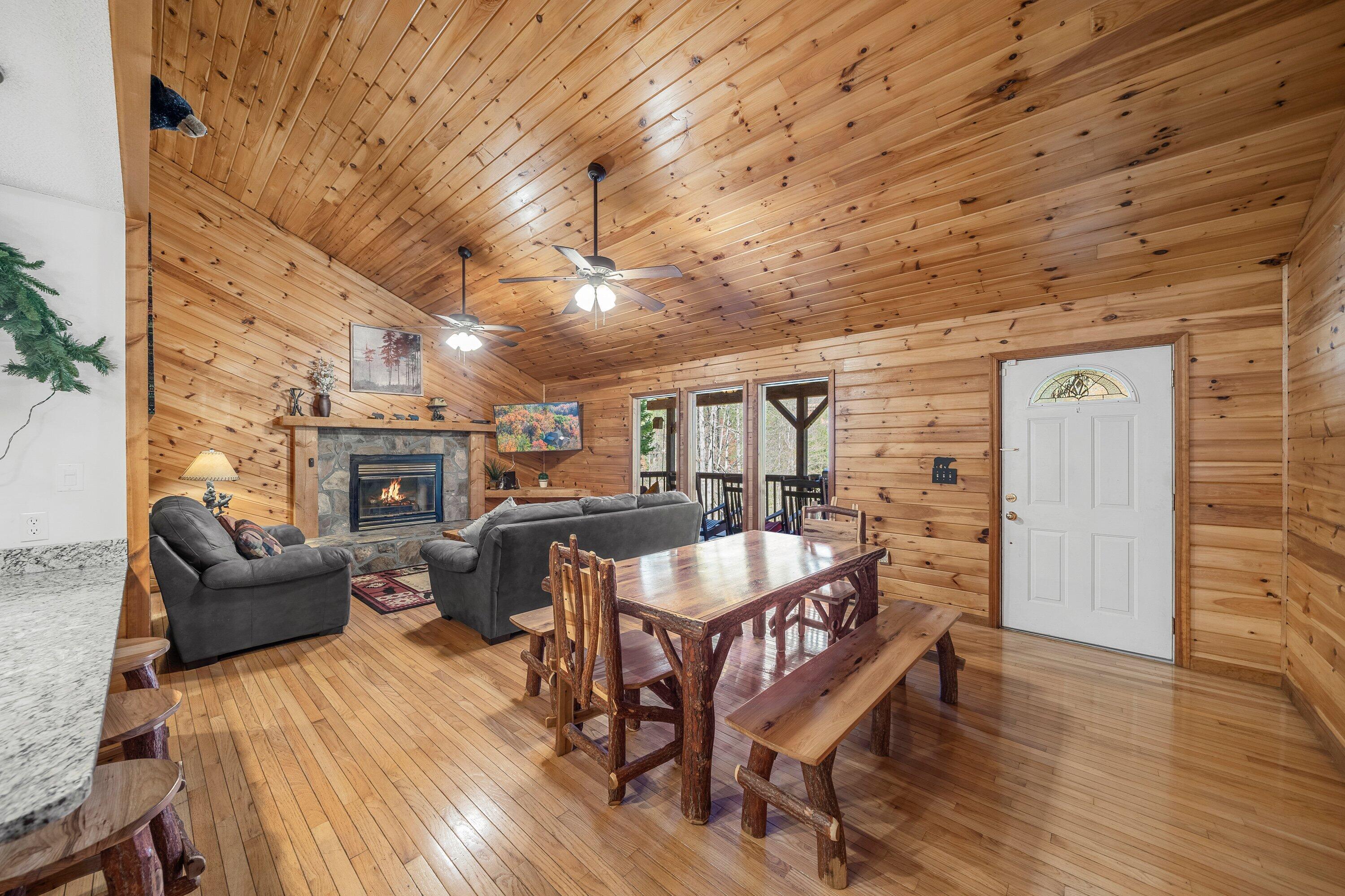 4094 Hickory Hollow Way Sevierville TN 37862