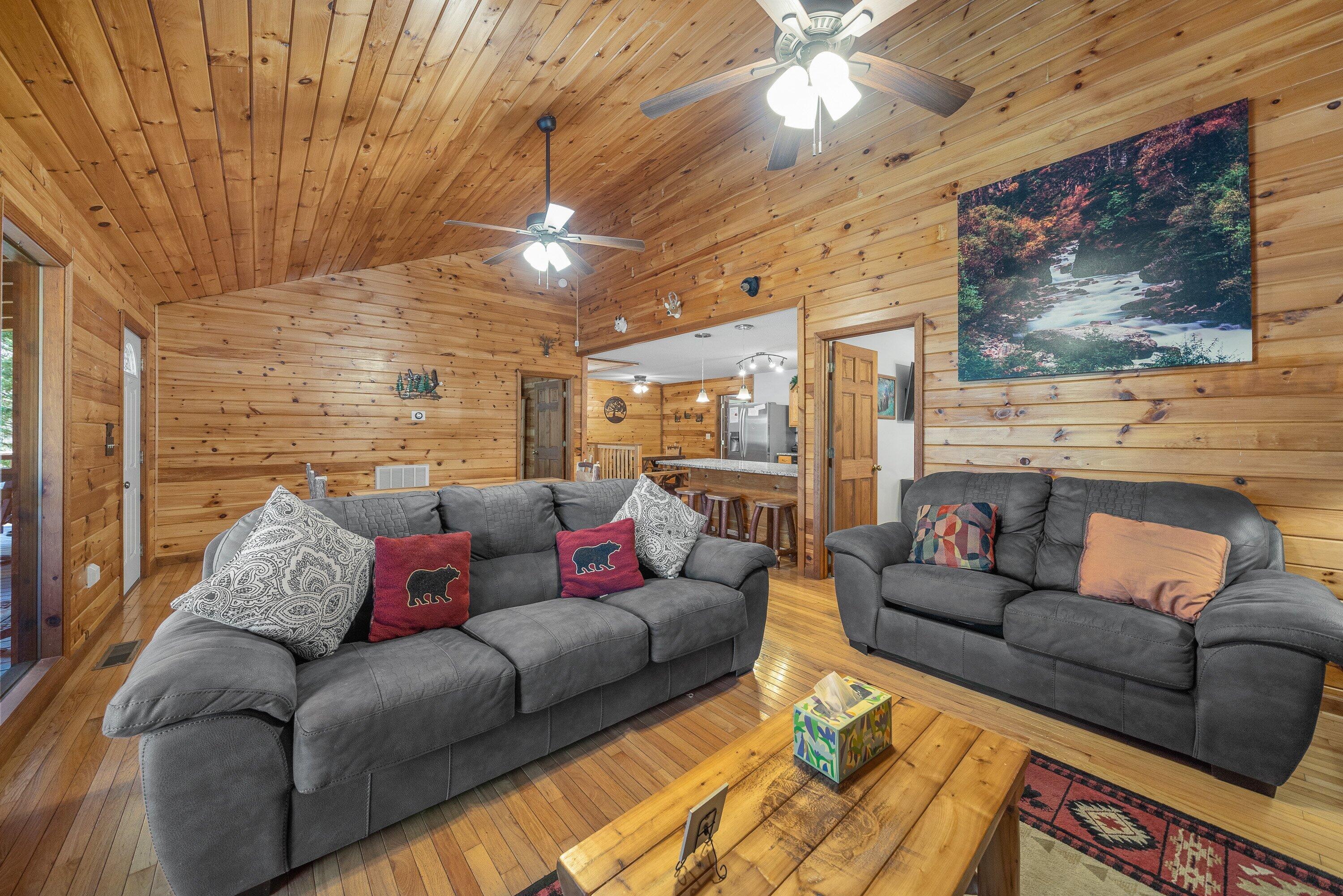 4094 Hickory Hollow Way Sevierville TN 37862