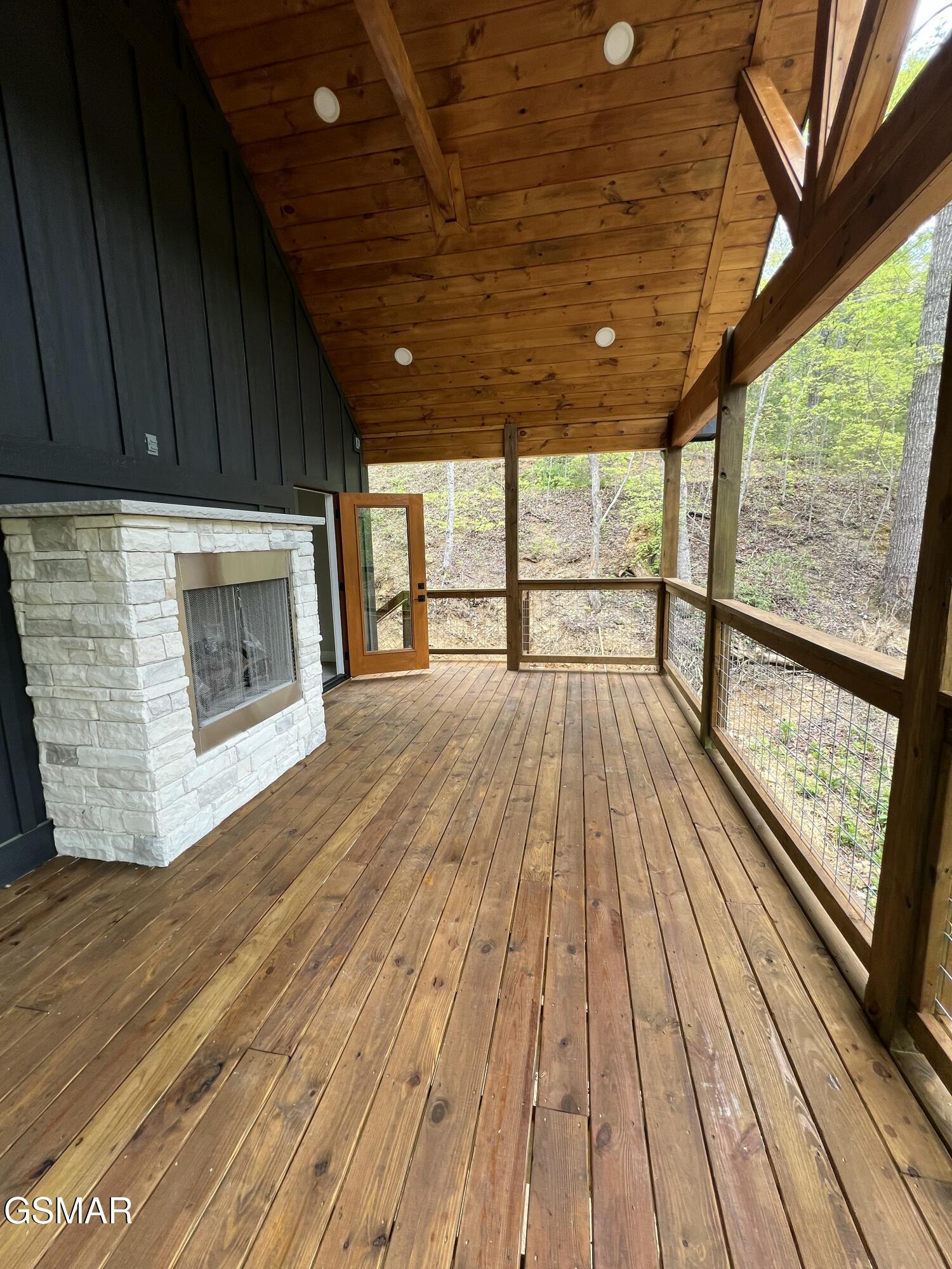 4016 Dollys Drive Sevierville TN 37862