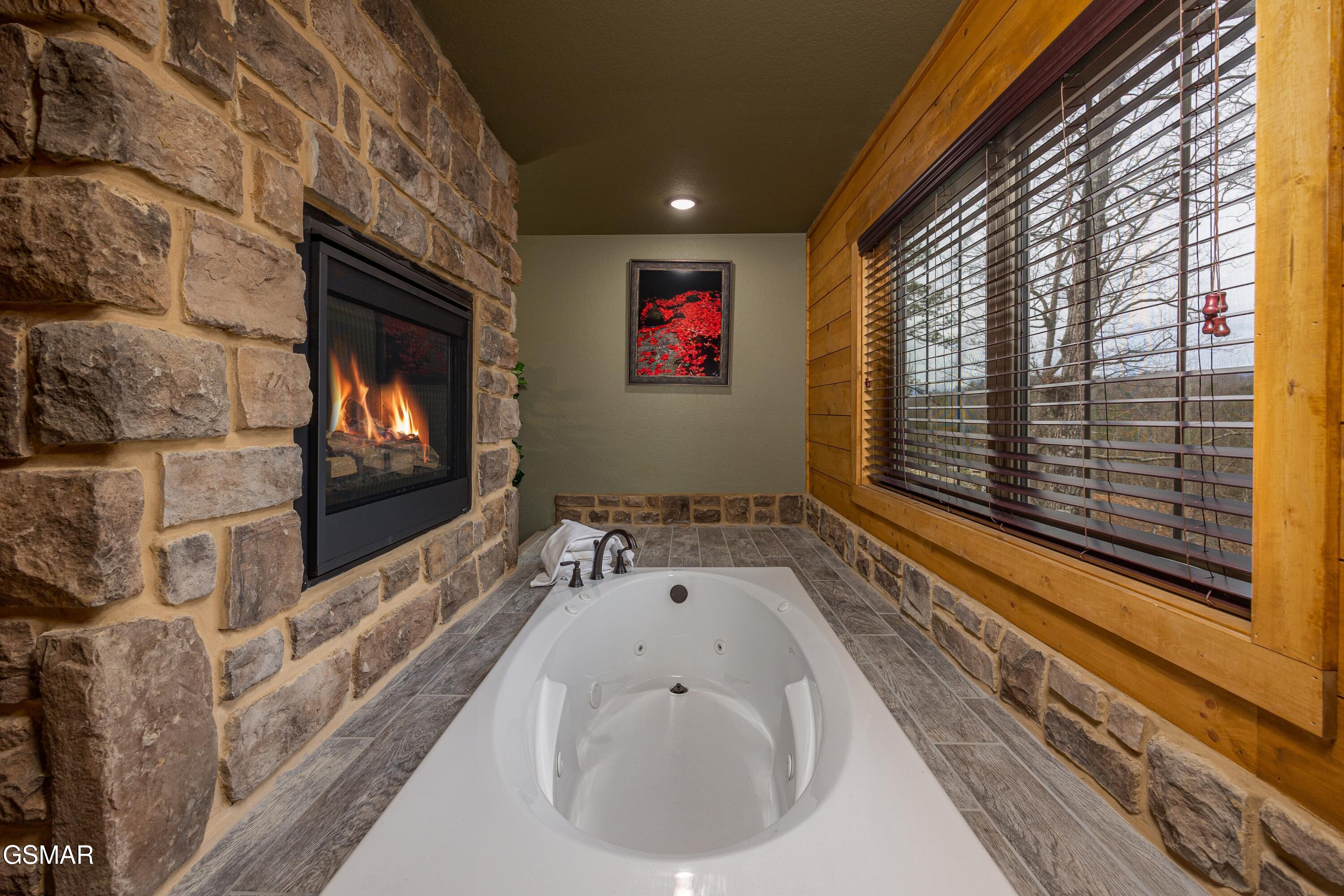 1019 Potters Way Gatlinburg TN 37738