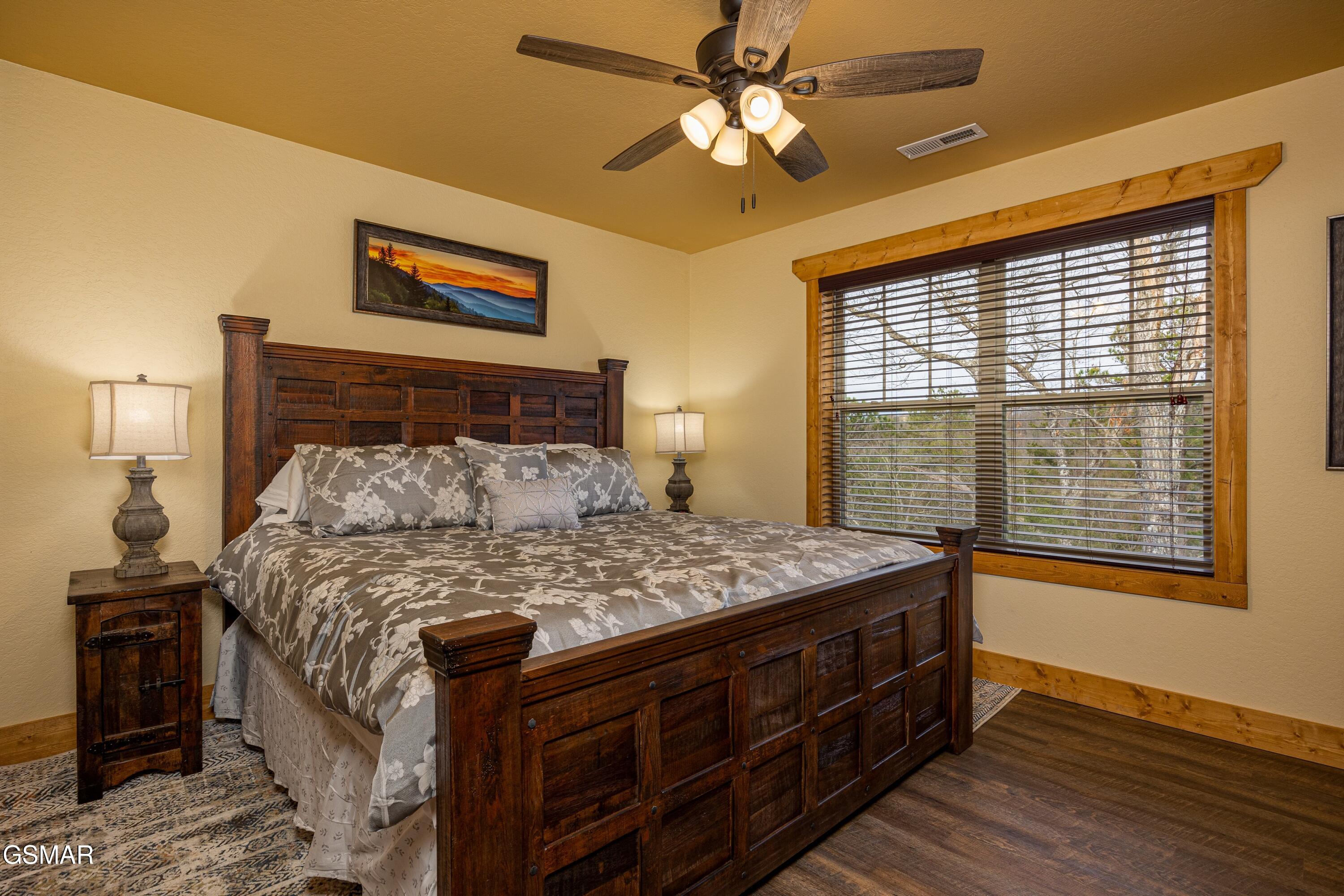 1019 Potters Way Gatlinburg TN 37738