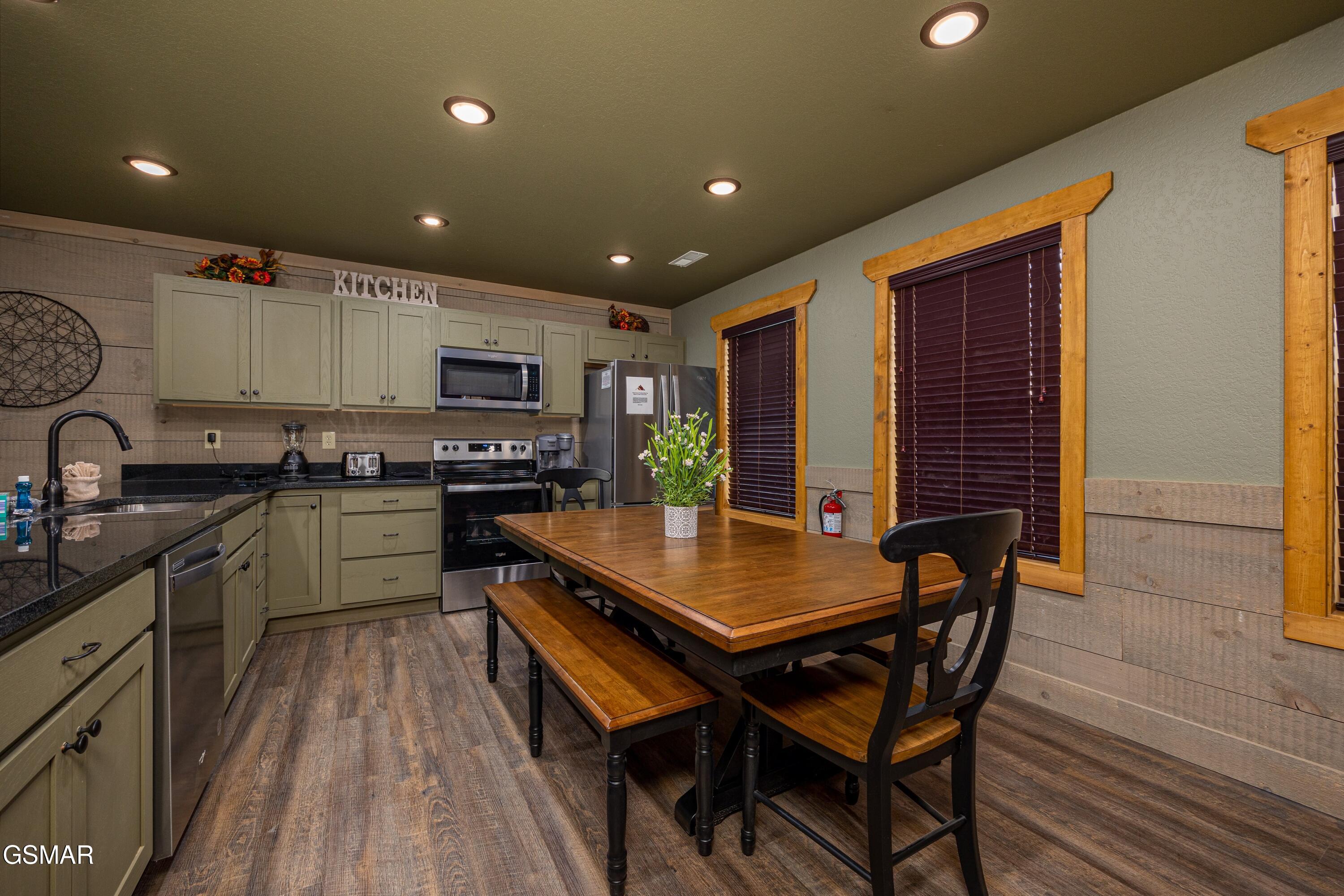 1019 Potters Way Gatlinburg TN 37738