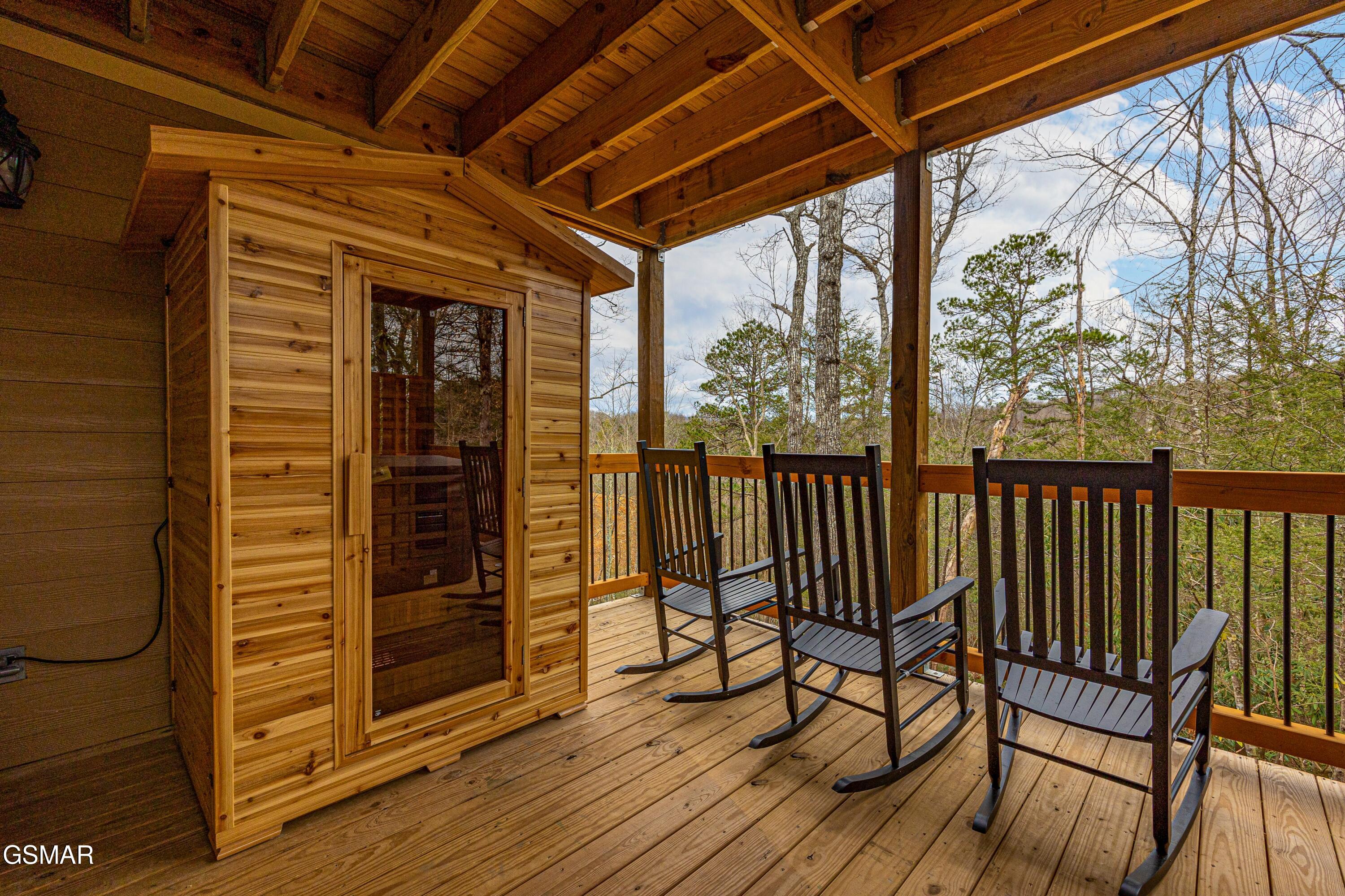 1019 Potters Way Gatlinburg TN 37738