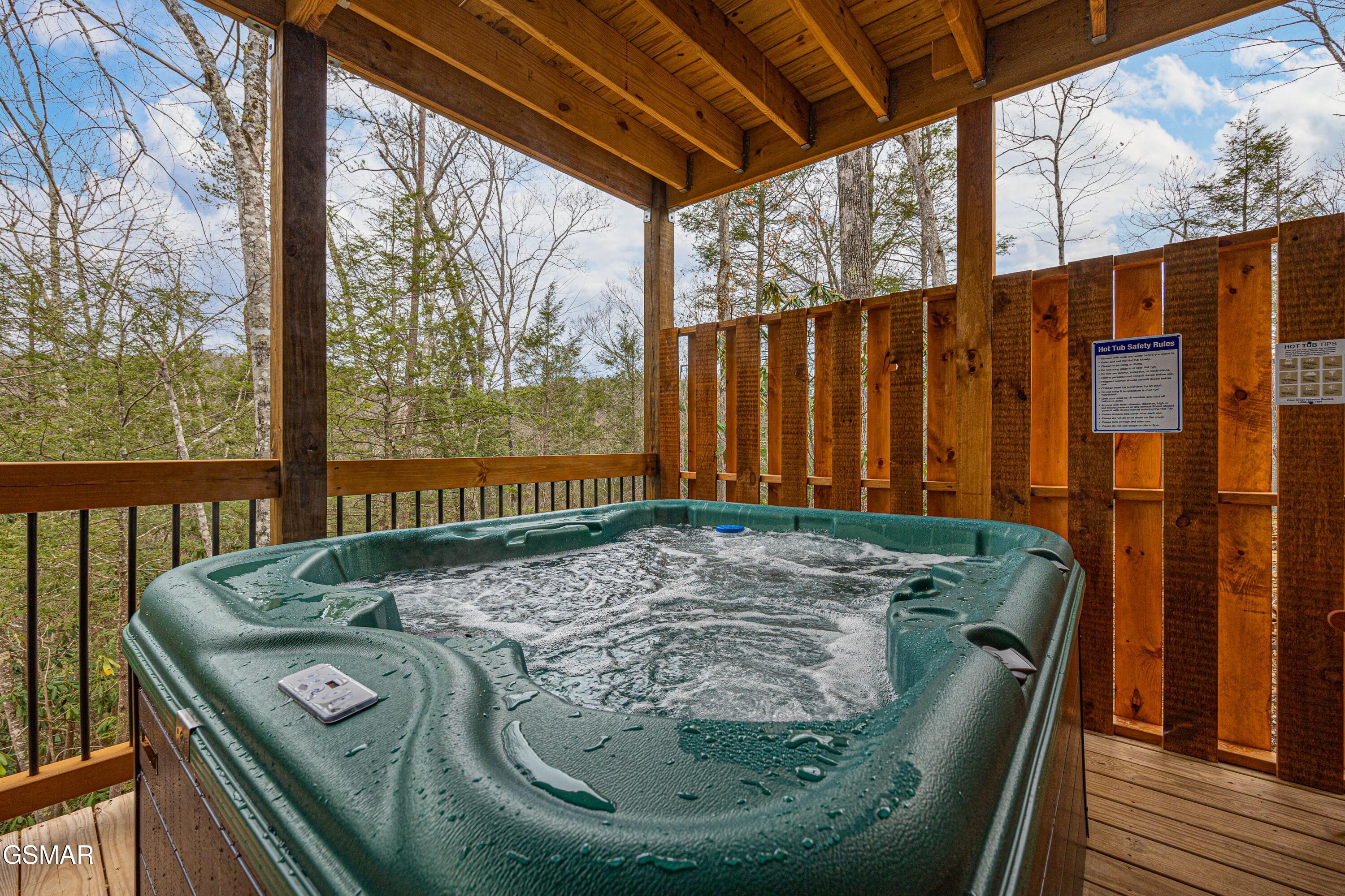 1019 Potters Way Gatlinburg TN 37738