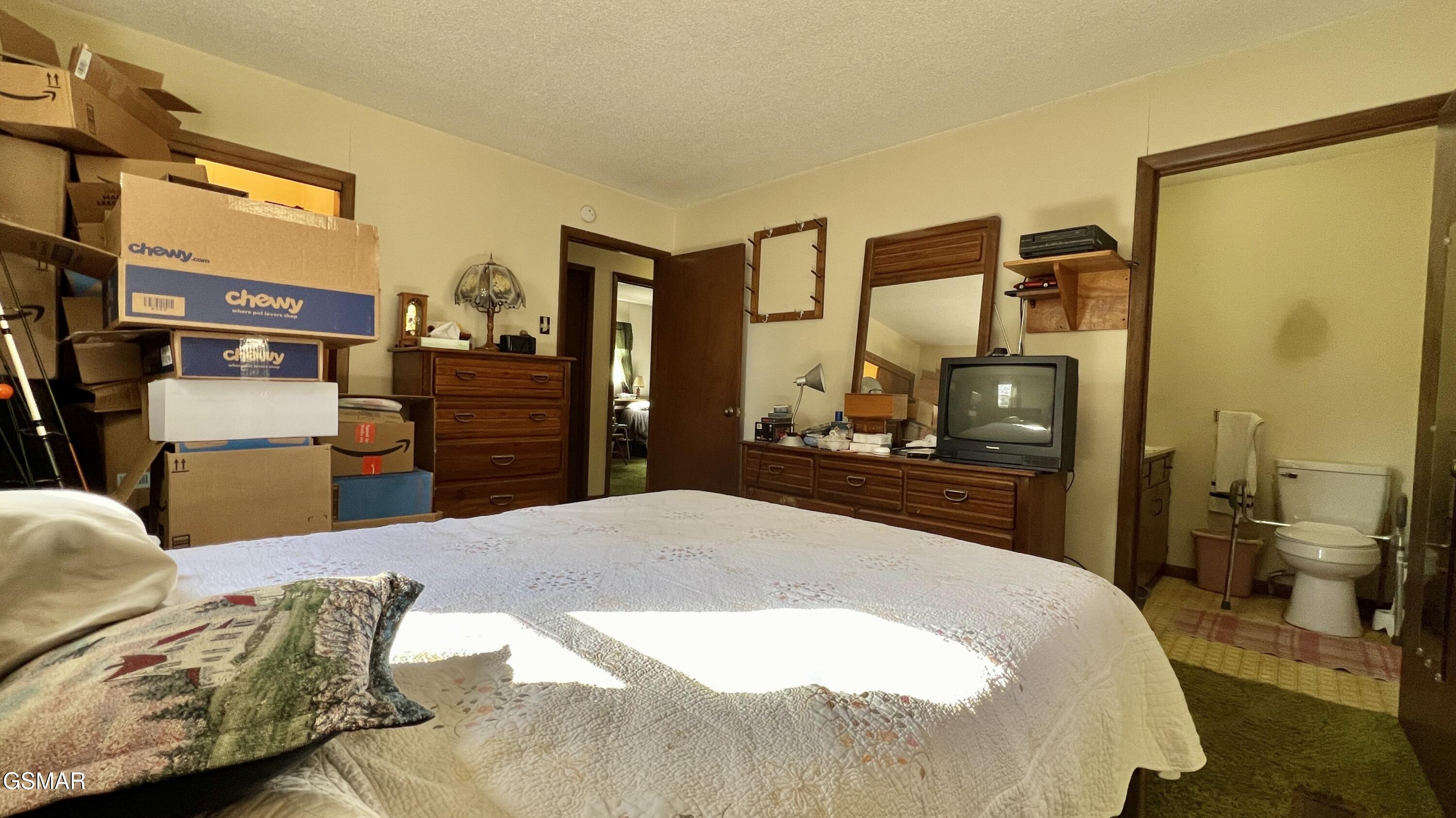 1803 Elkins Road Kodak TN 37764