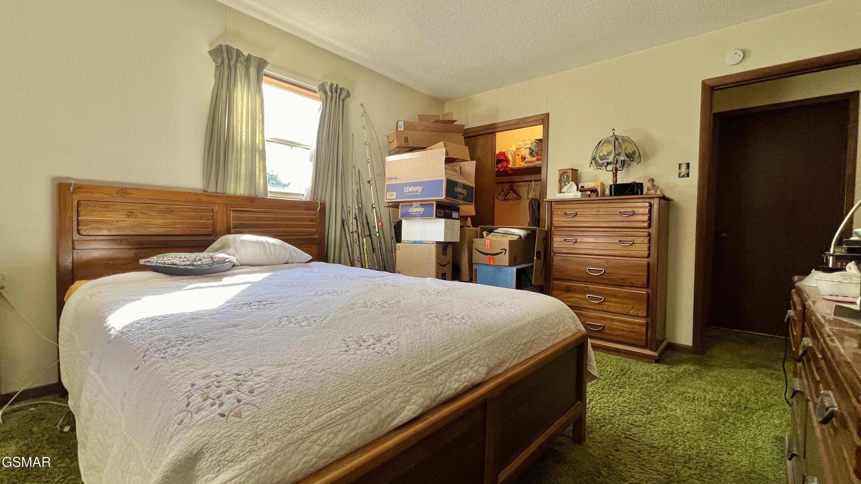 1803 Elkins Road Kodak TN 37764